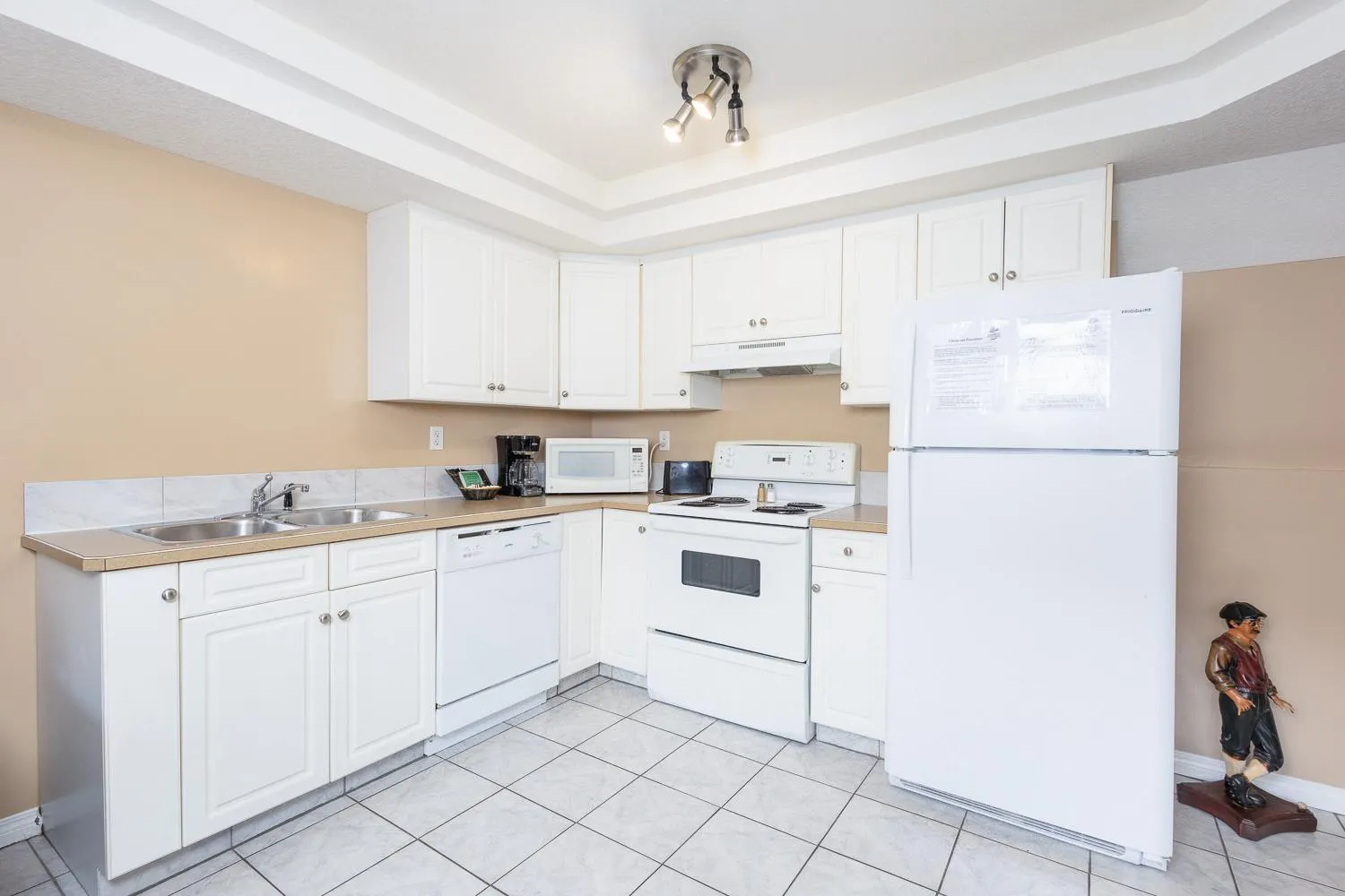 Property building in Paradise Canyon Golf Resort - Luxury Villa 409