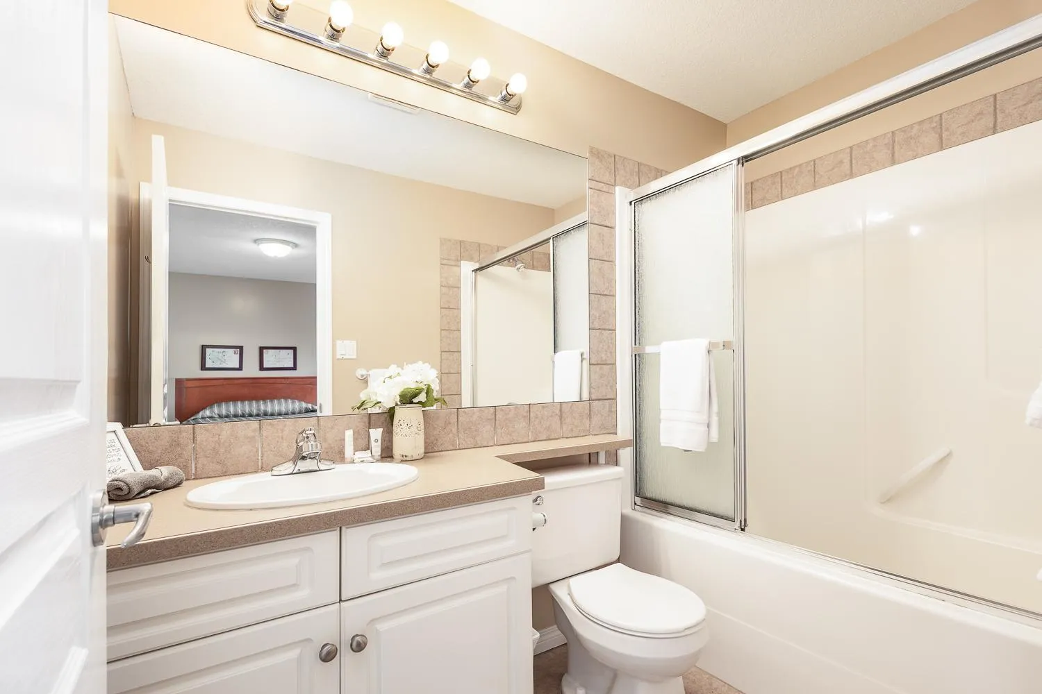 Property building in Paradise Canyon Golf Resort - Luxury Villa 409