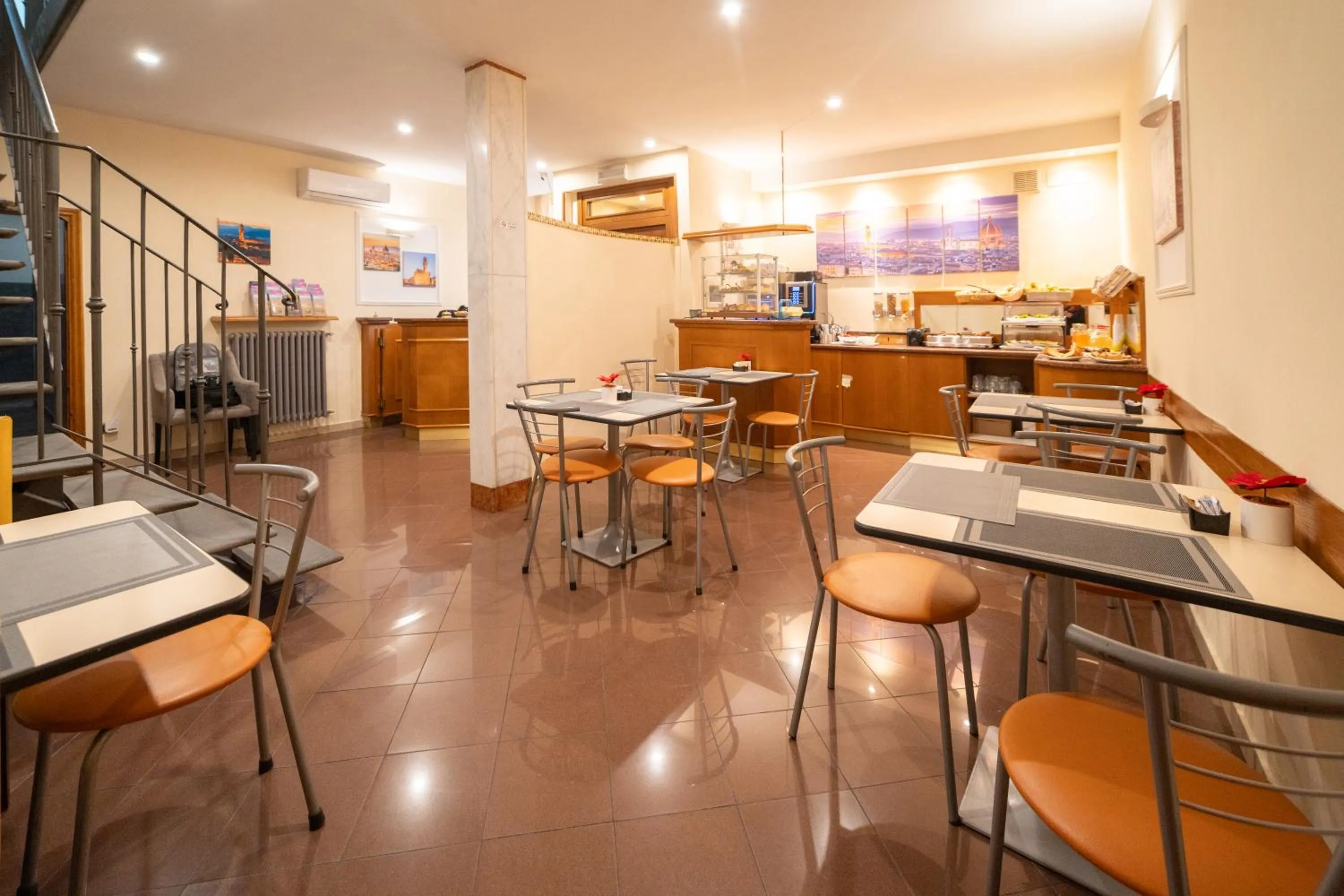 Lobby or reception in Hotel Angelica Firenze