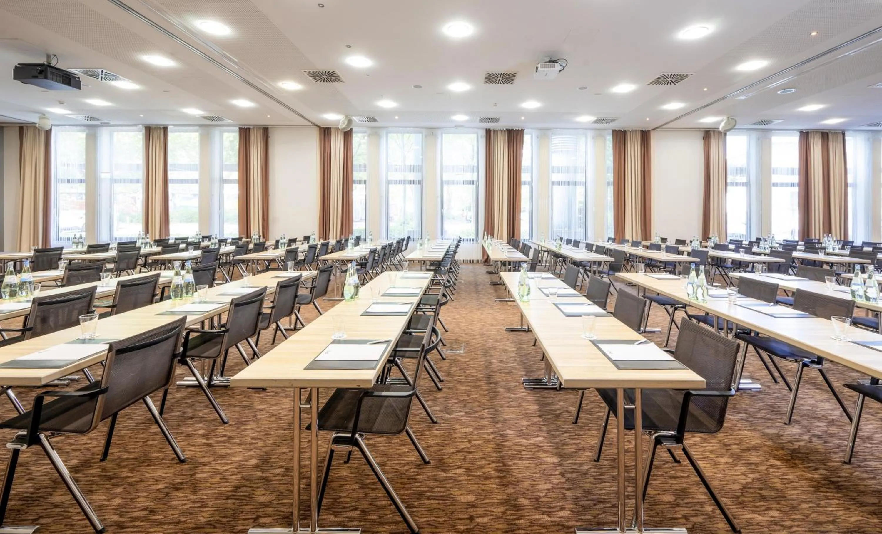 Meeting/conference room in Best Western Plus Hotel Koeln City