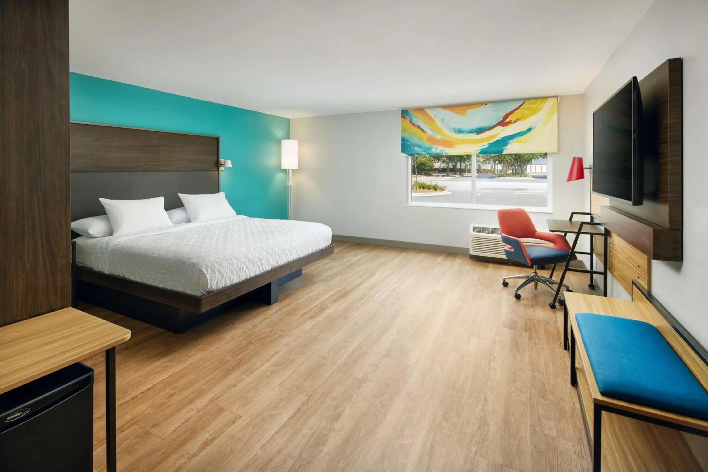 Bed in Tru By Hilton Charleston Airport