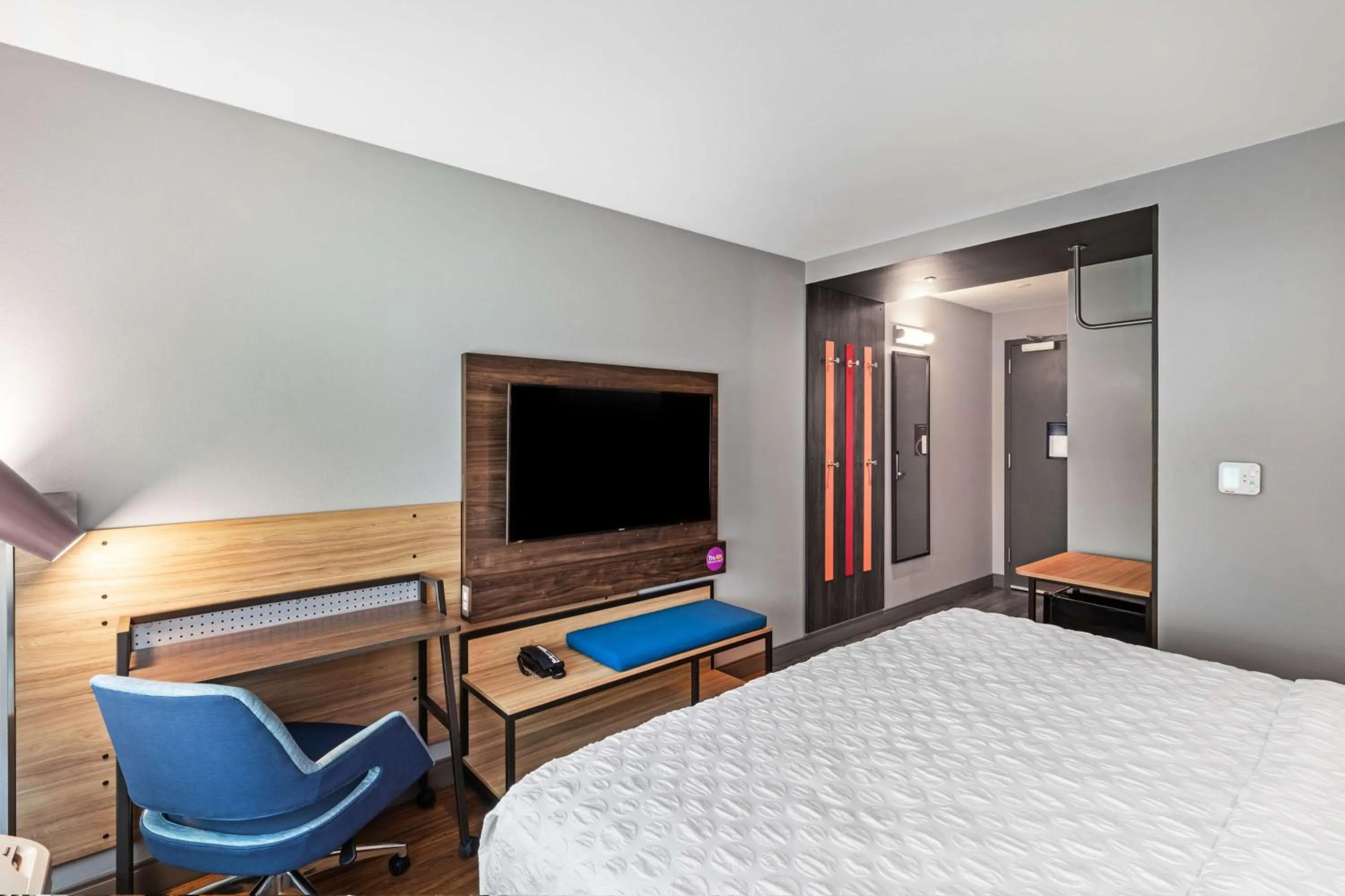 Bedroom, Bed in Tru By Hilton Laredo Airport Area, Tx