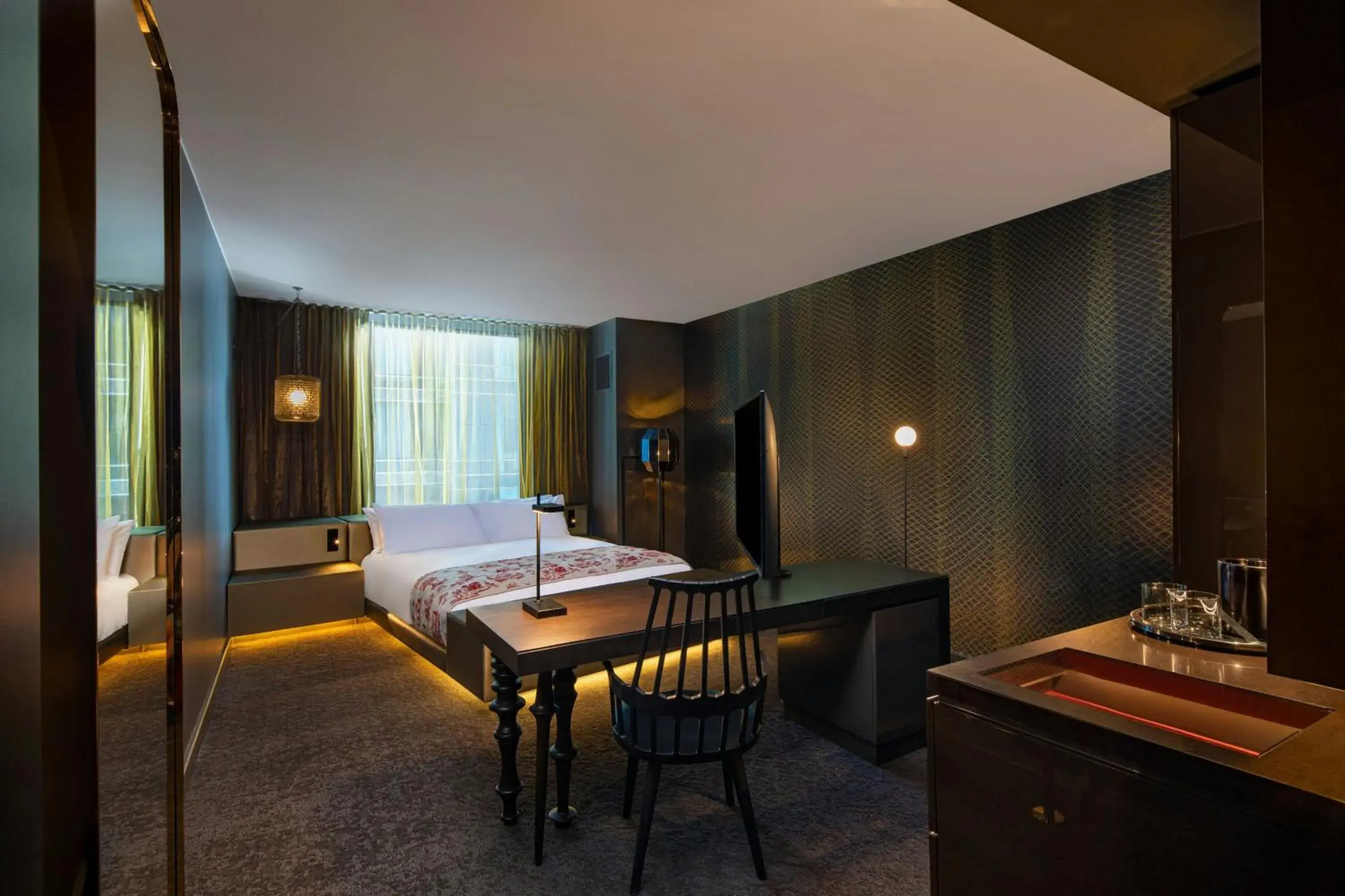 Wonderful, Guest room, 1 King in W Philadelphia Wonderful, Guest room, 1 King in W Philadelphia