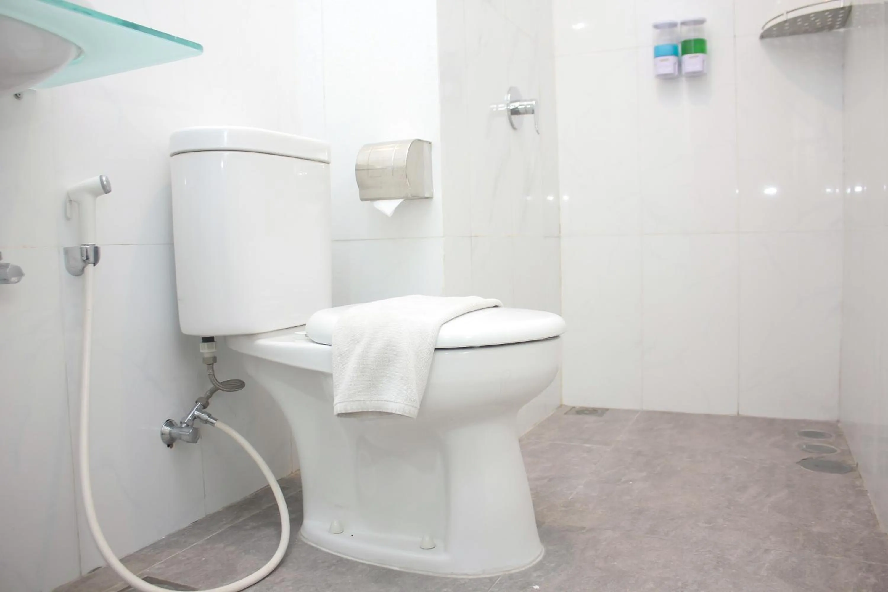 Bathroom in Urban Hotel Serpong