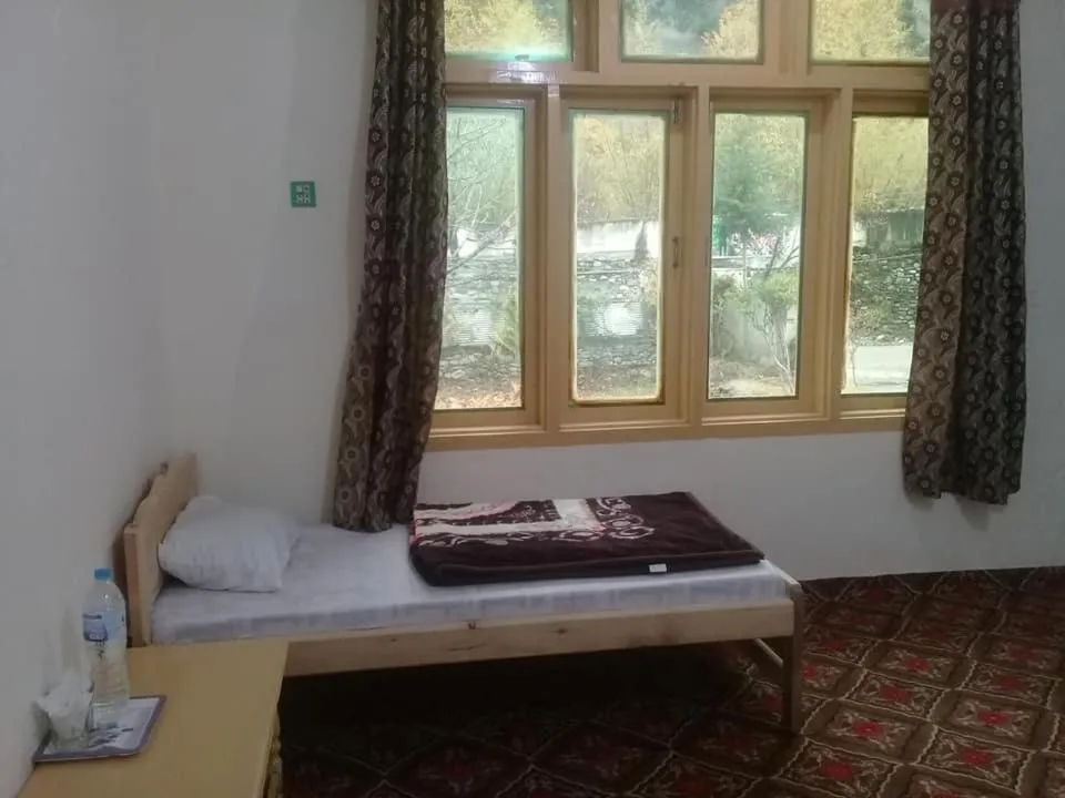 Bed in Benazir Hotel Kalash