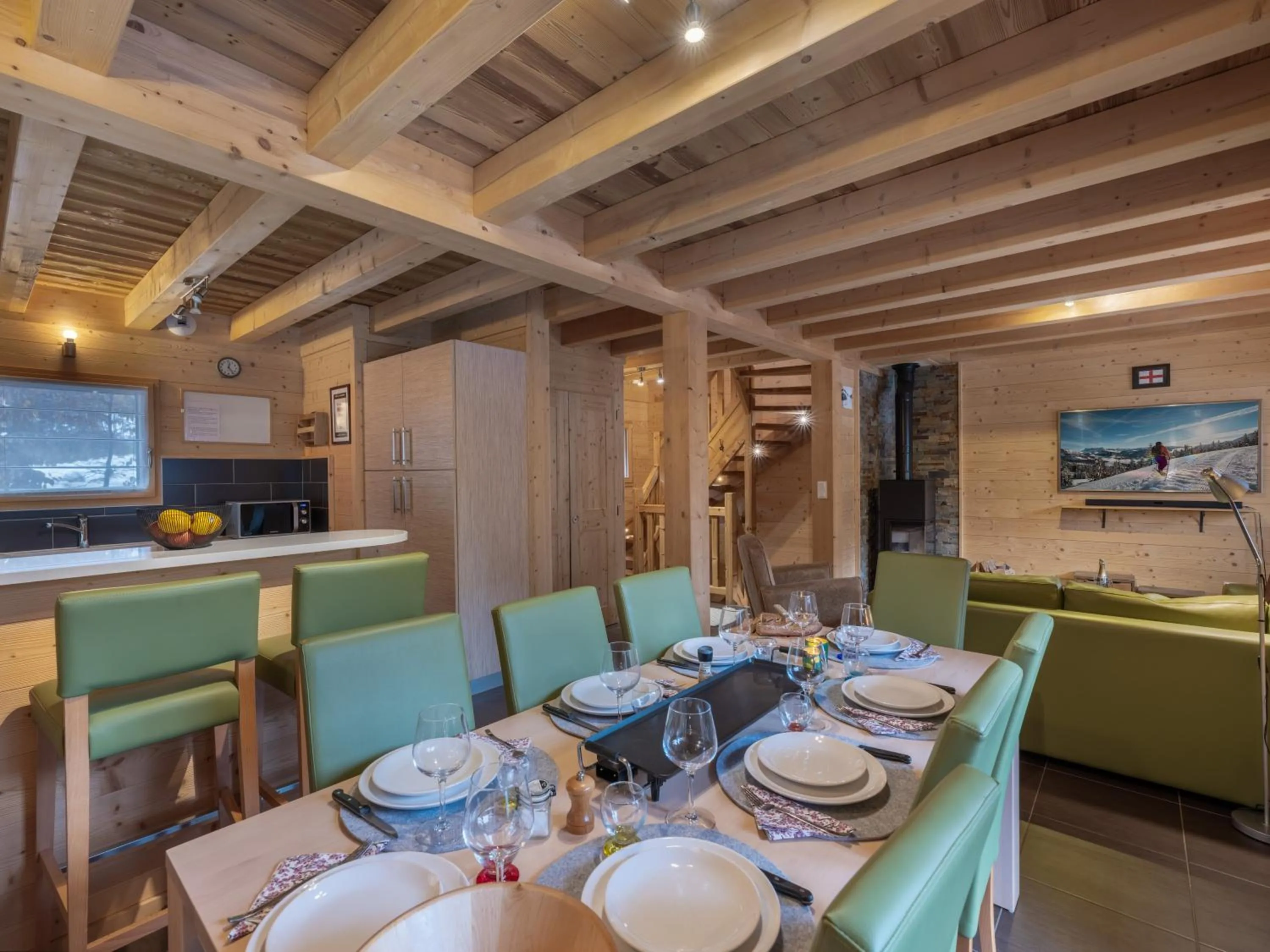 Etringa 8 - Chalet Mitoyen - BO Immobilier- remises sur les forfaits de skis Châtel ou Portes du soleil