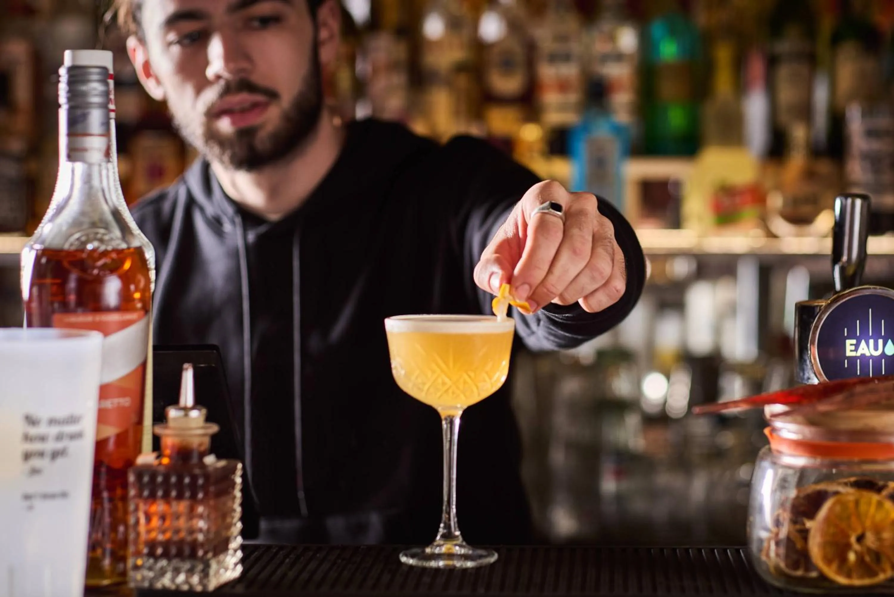 Lounge or bar in JO&JOE Paris - Nation