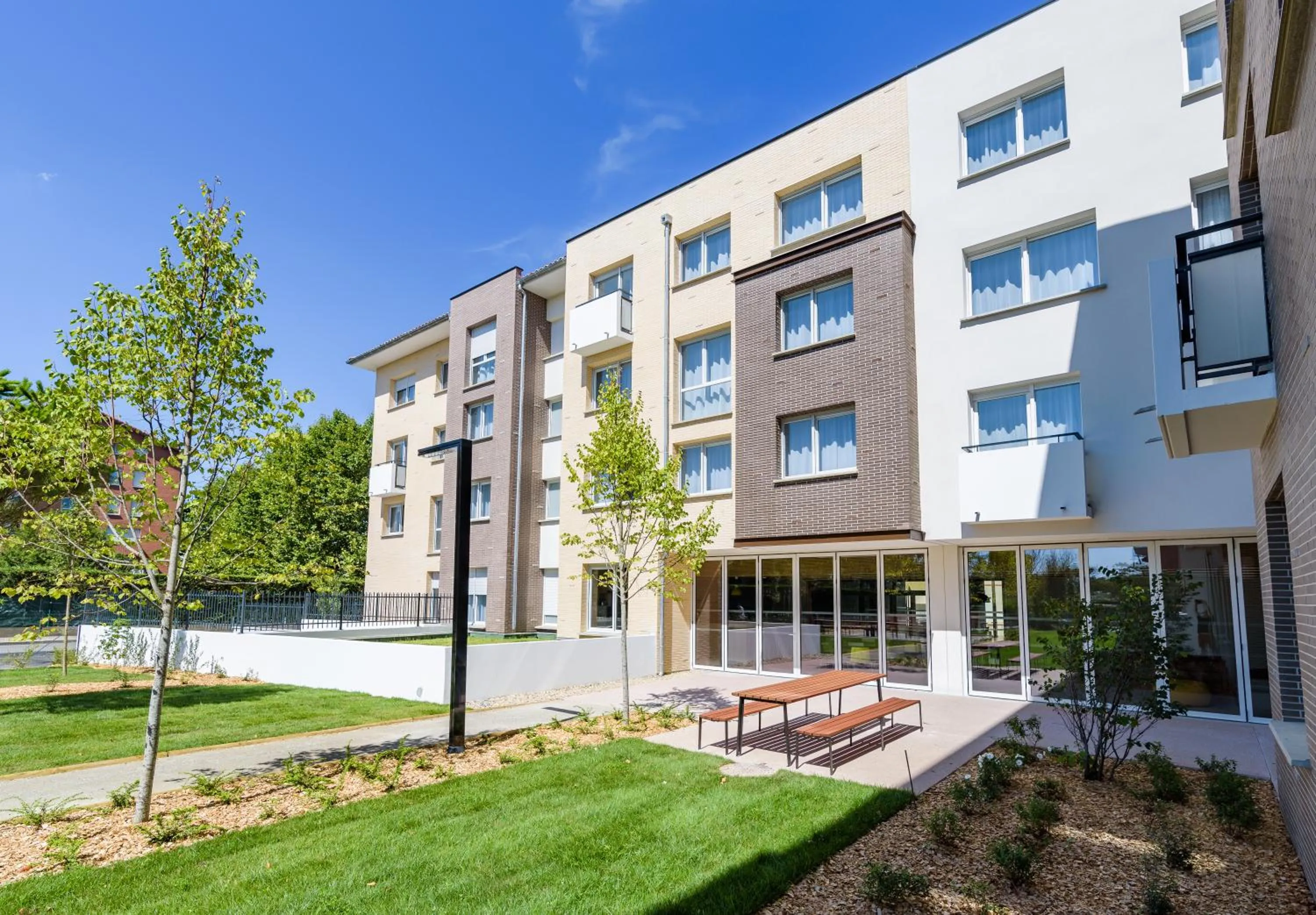 Garden in Sweetly Alexandrin Toulouse