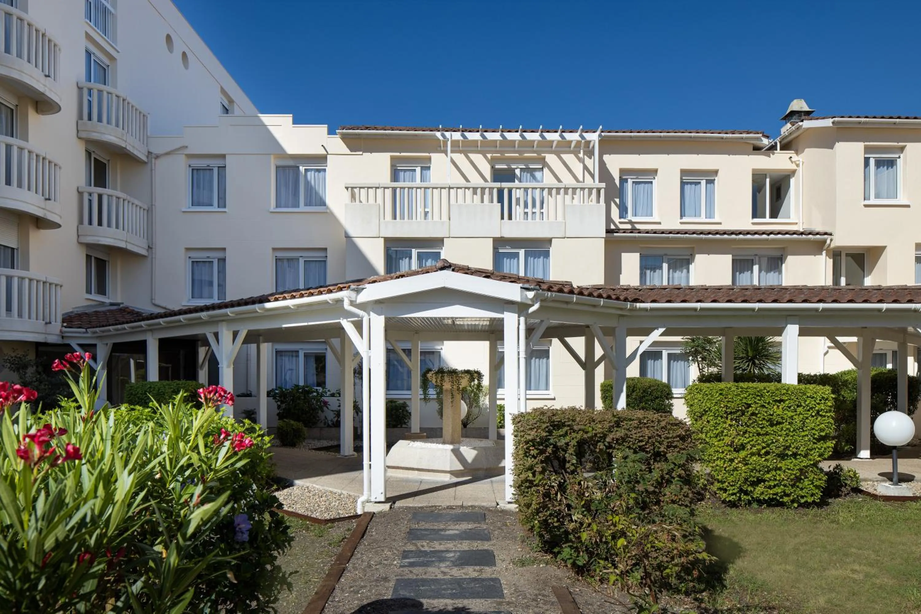 Sweetly Bordeaux Saint-Augustin