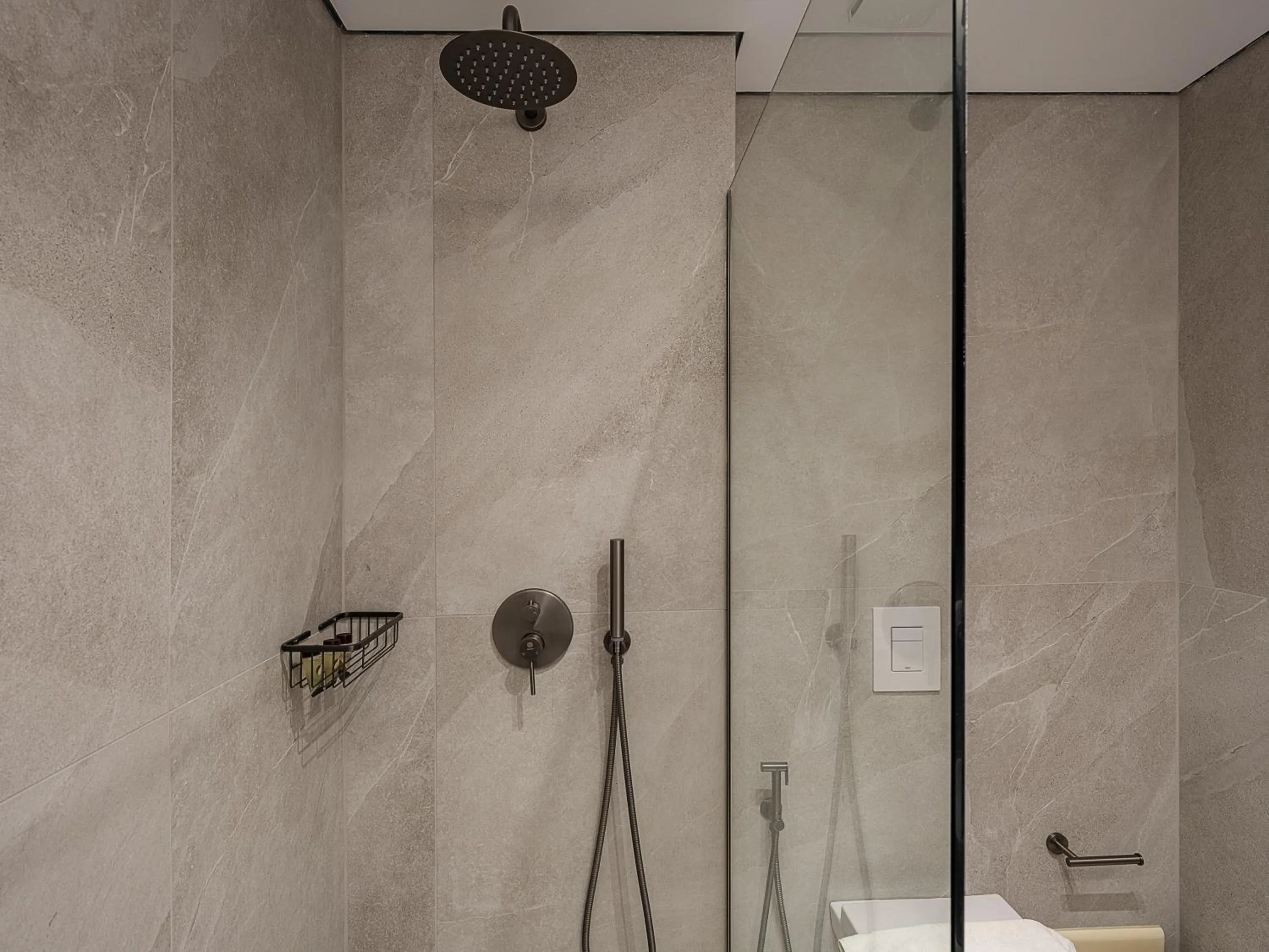 Shower in Okeanis Golden Resort