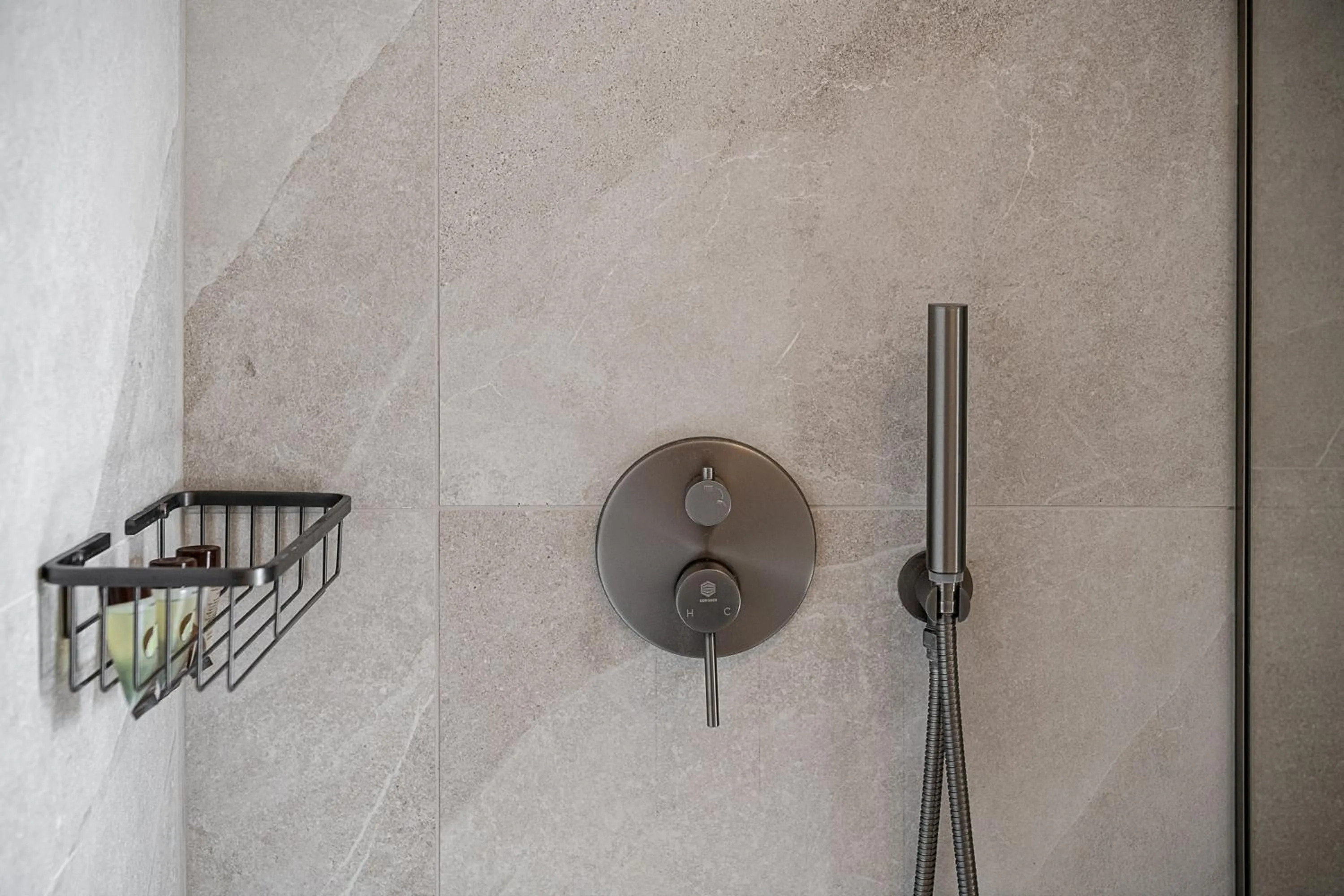 Shower in Okeanis Golden Resort