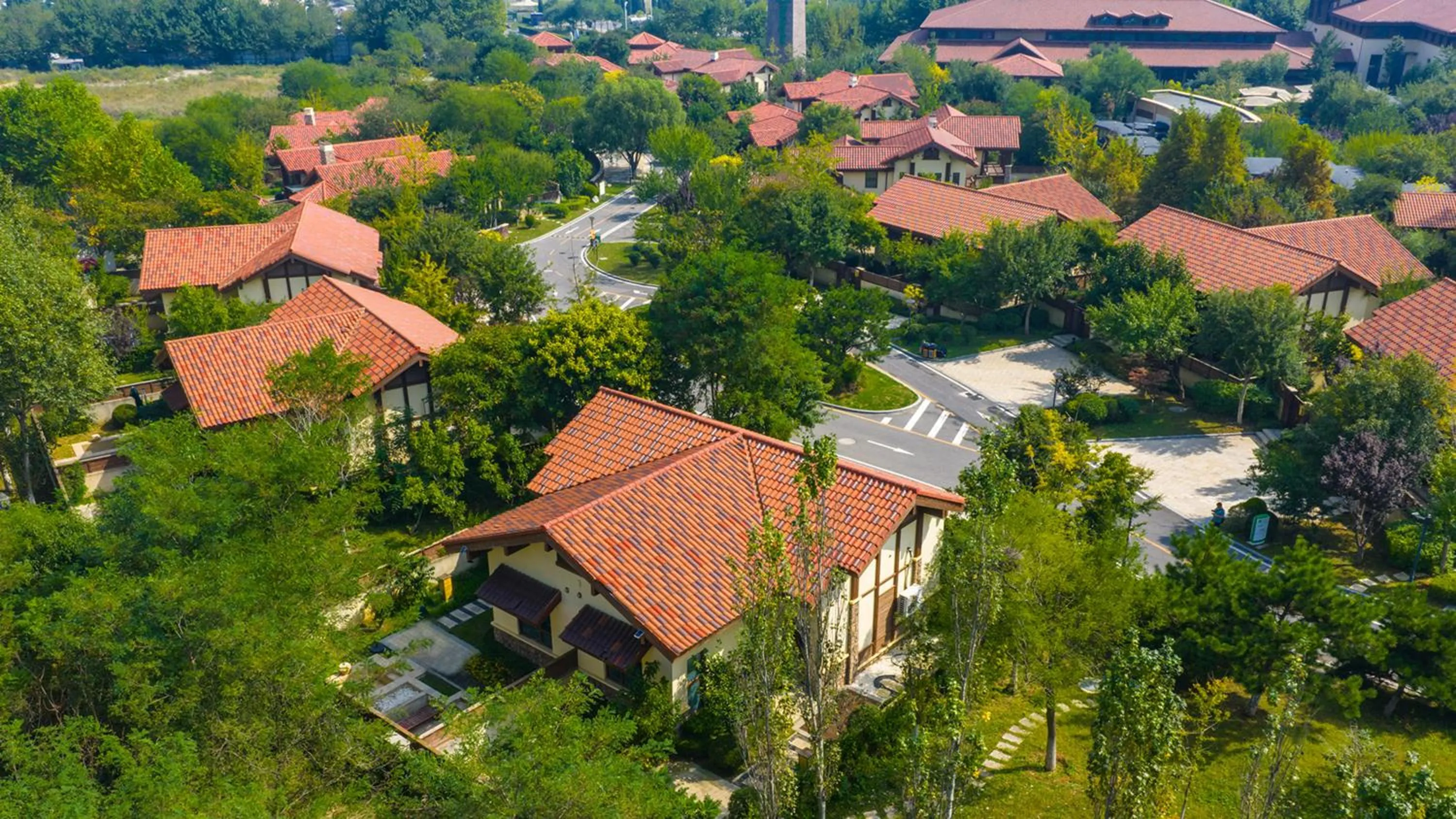 Property building in Holiday Inn Dalian Hot Spring by IHG