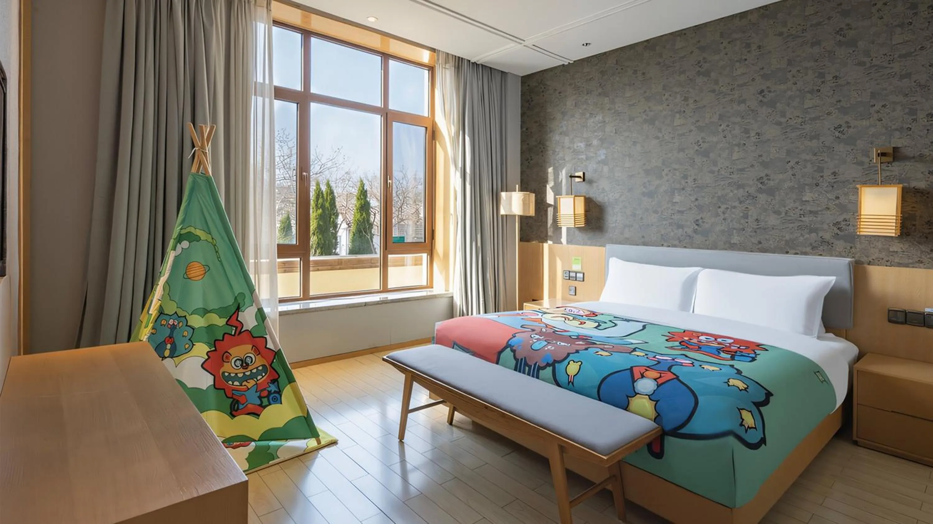 Photo of the whole room, Bed in Holiday Inn Dalian Hot Spring by IHG