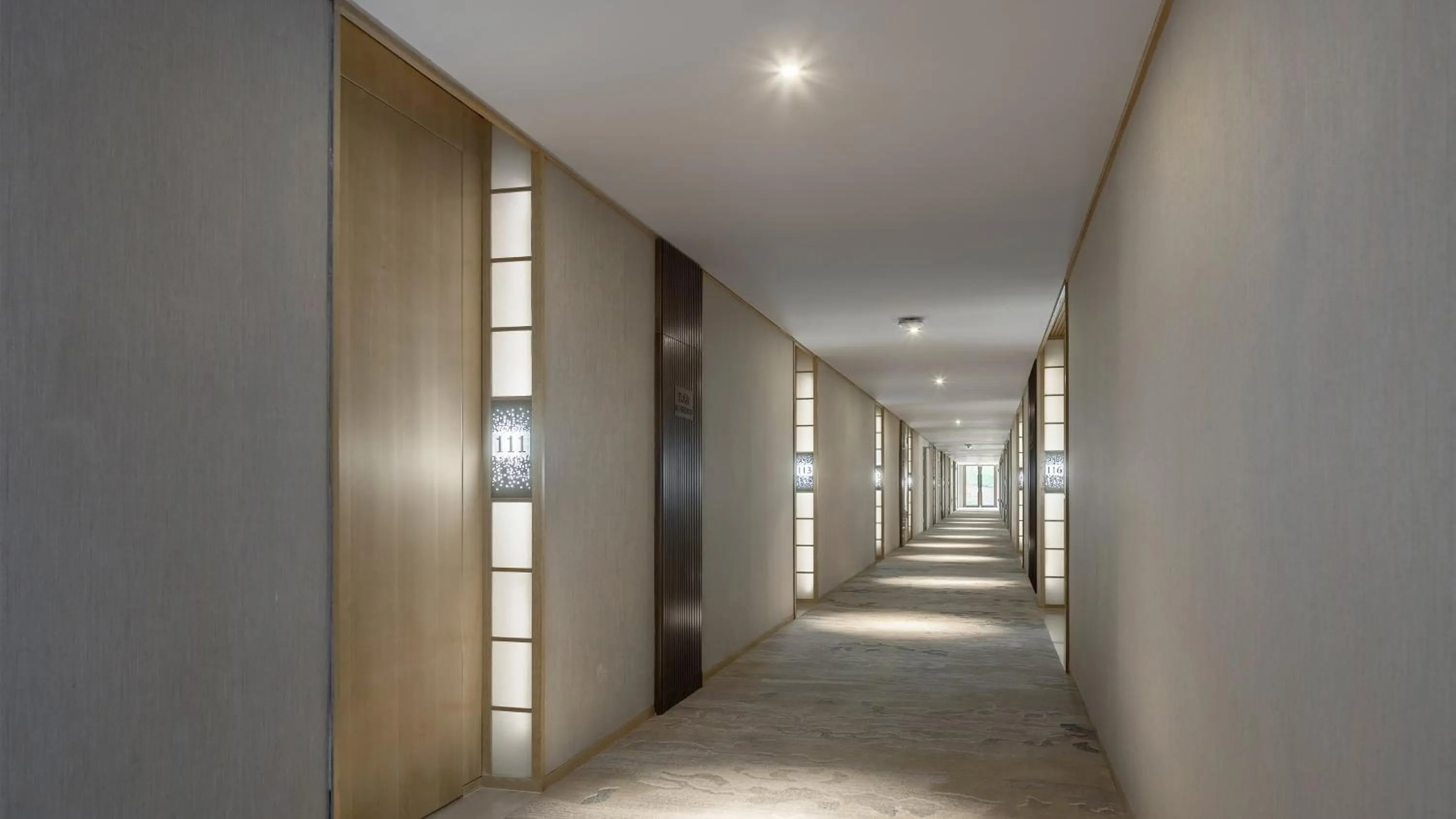 Lobby or reception in Holiday Inn Dalian Hot Spring by IHG