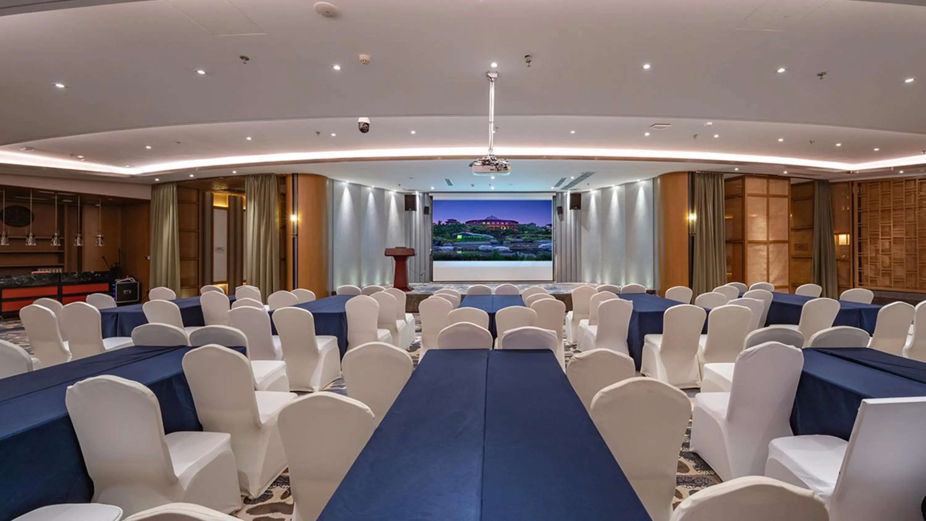 Banquet/Function facilities in Holiday Inn Dalian Hot Spring by IHG