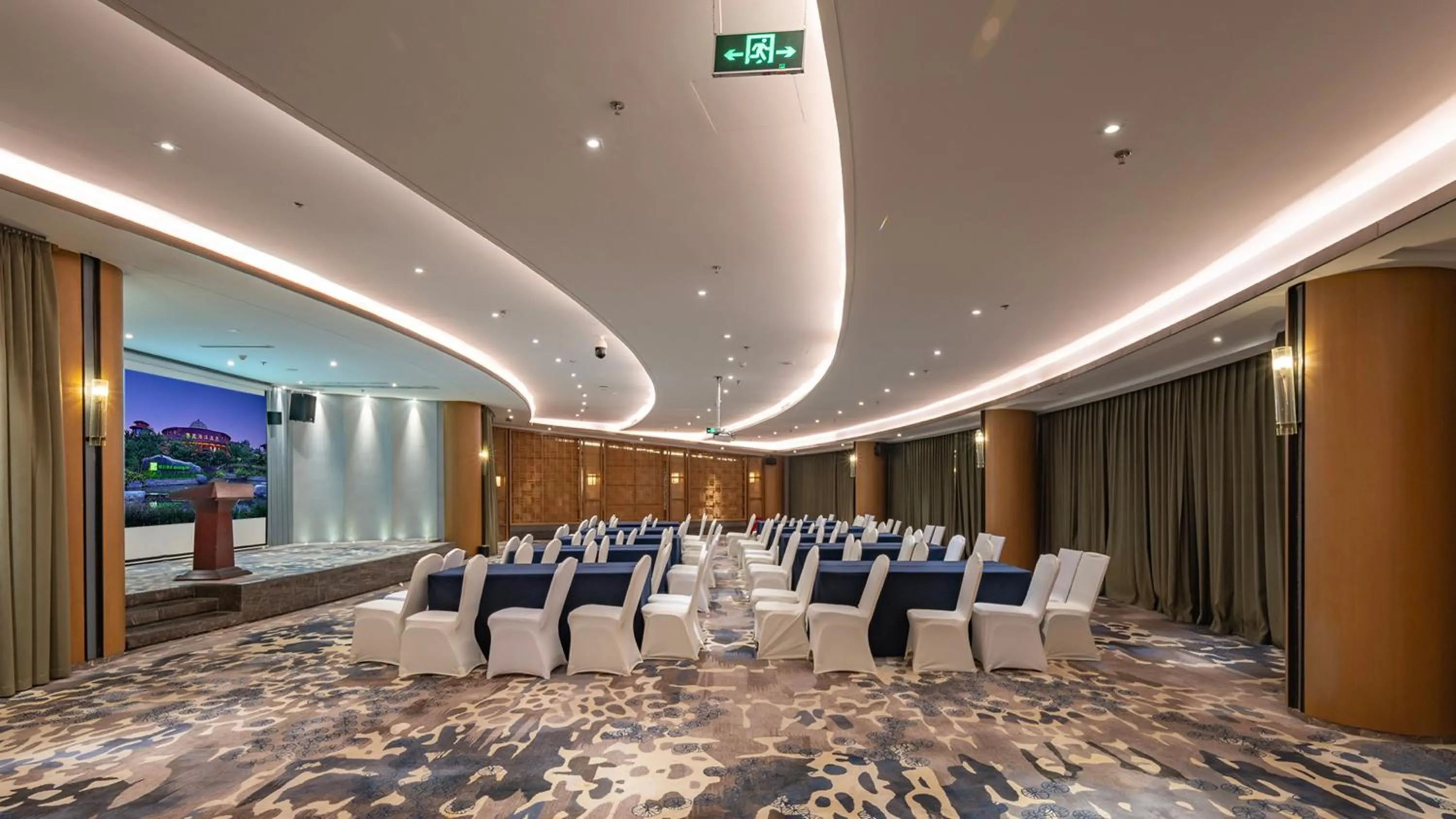 Banquet/Function facilities in Holiday Inn Dalian Hot Spring by IHG
