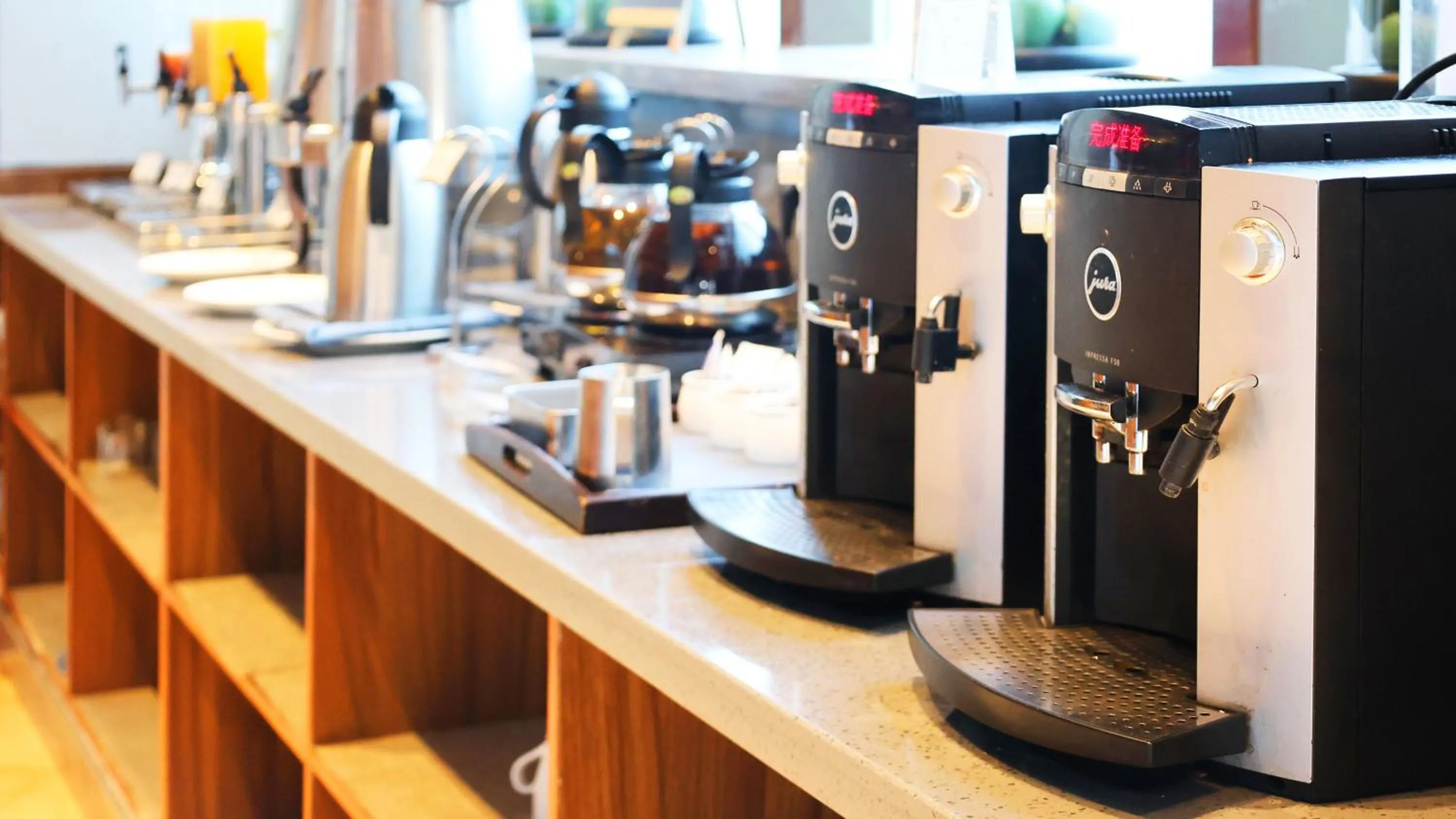 Restaurant/places to eat in Holiday Inn Dalian Hot Spring by IHG