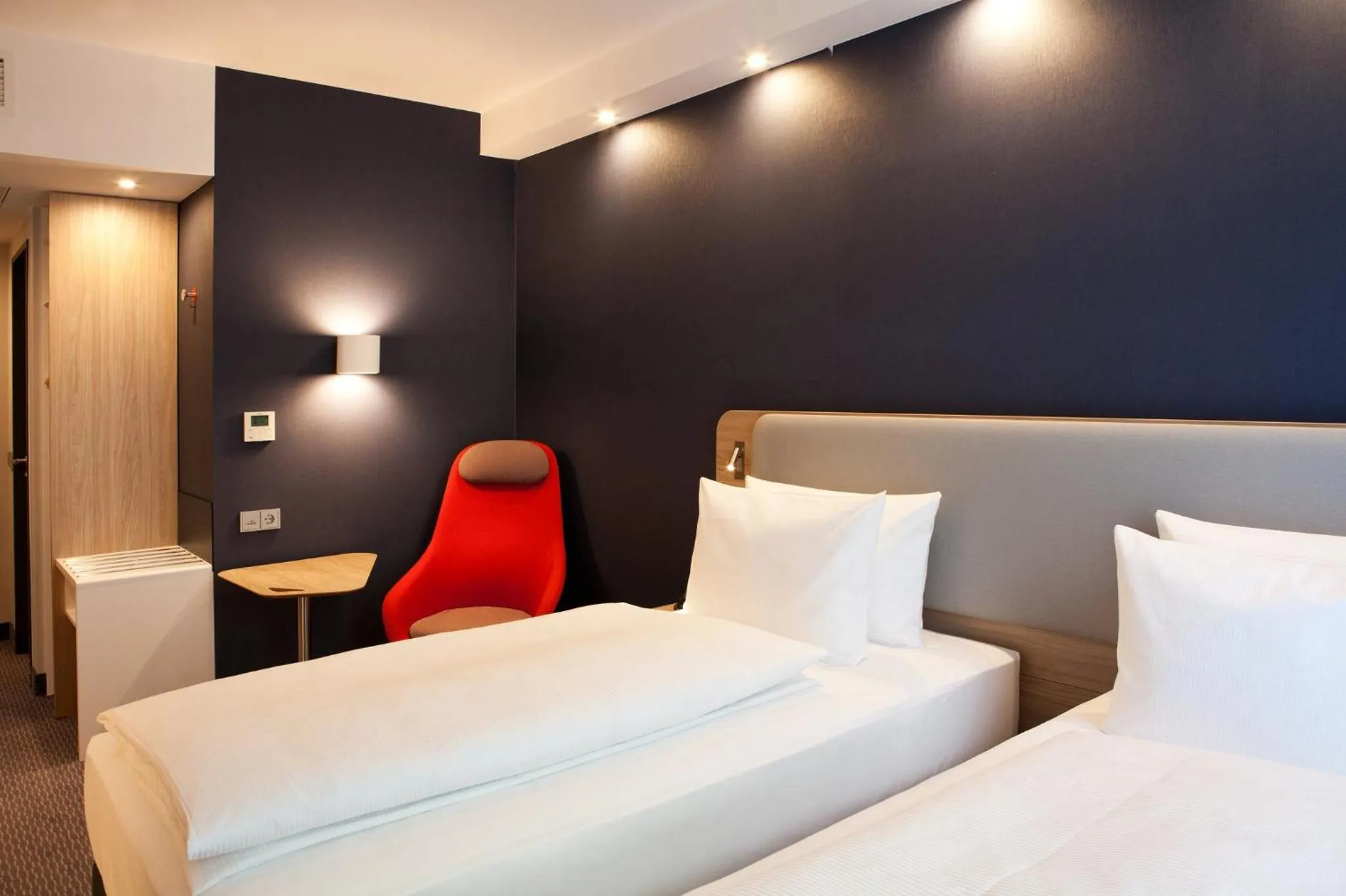 Photo of the whole room, Bed in Holiday Inn Express - Göppingen by IHG