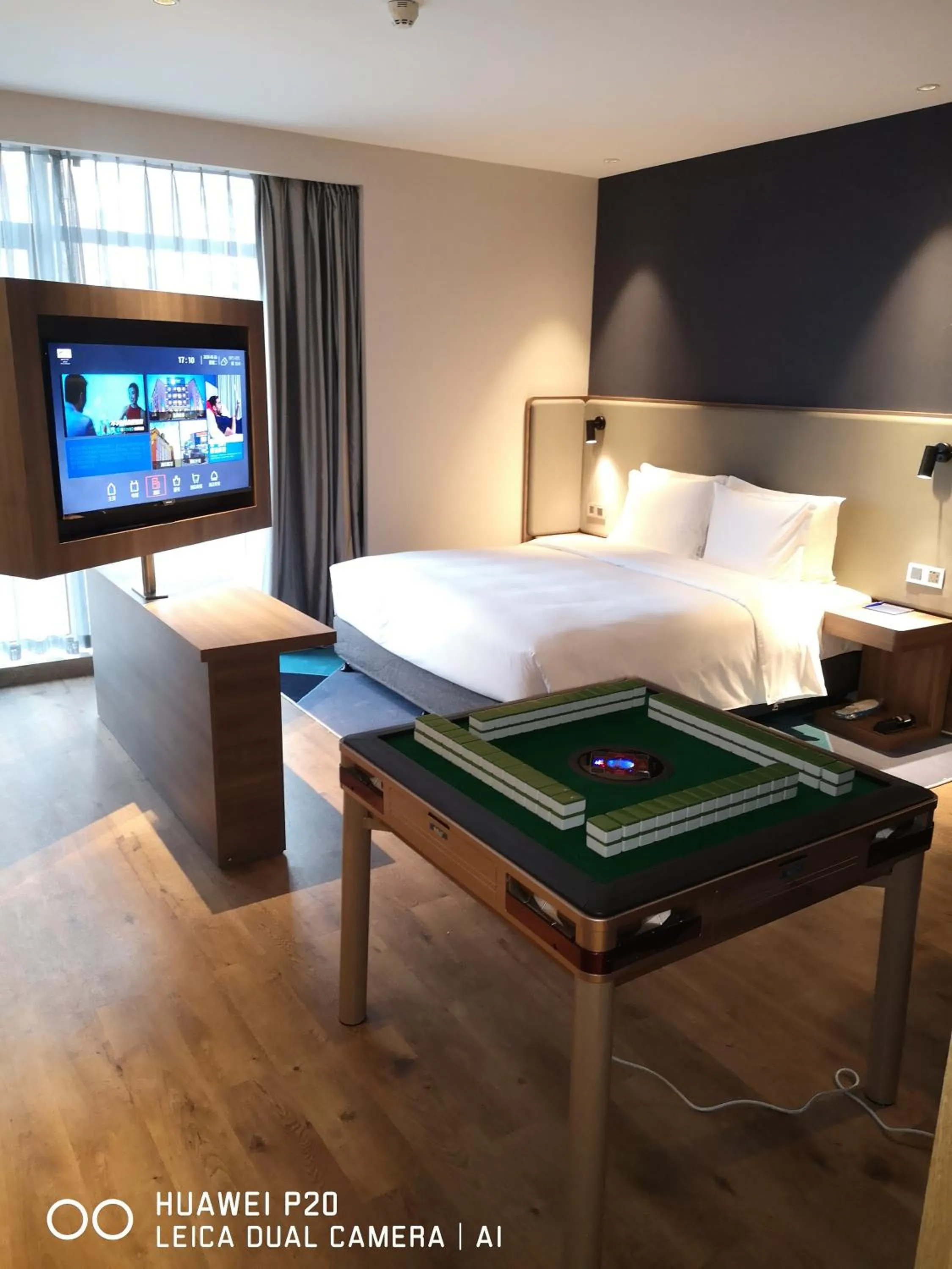 Bed in Holiday Inn Express Pengzhou Downtown by IHG