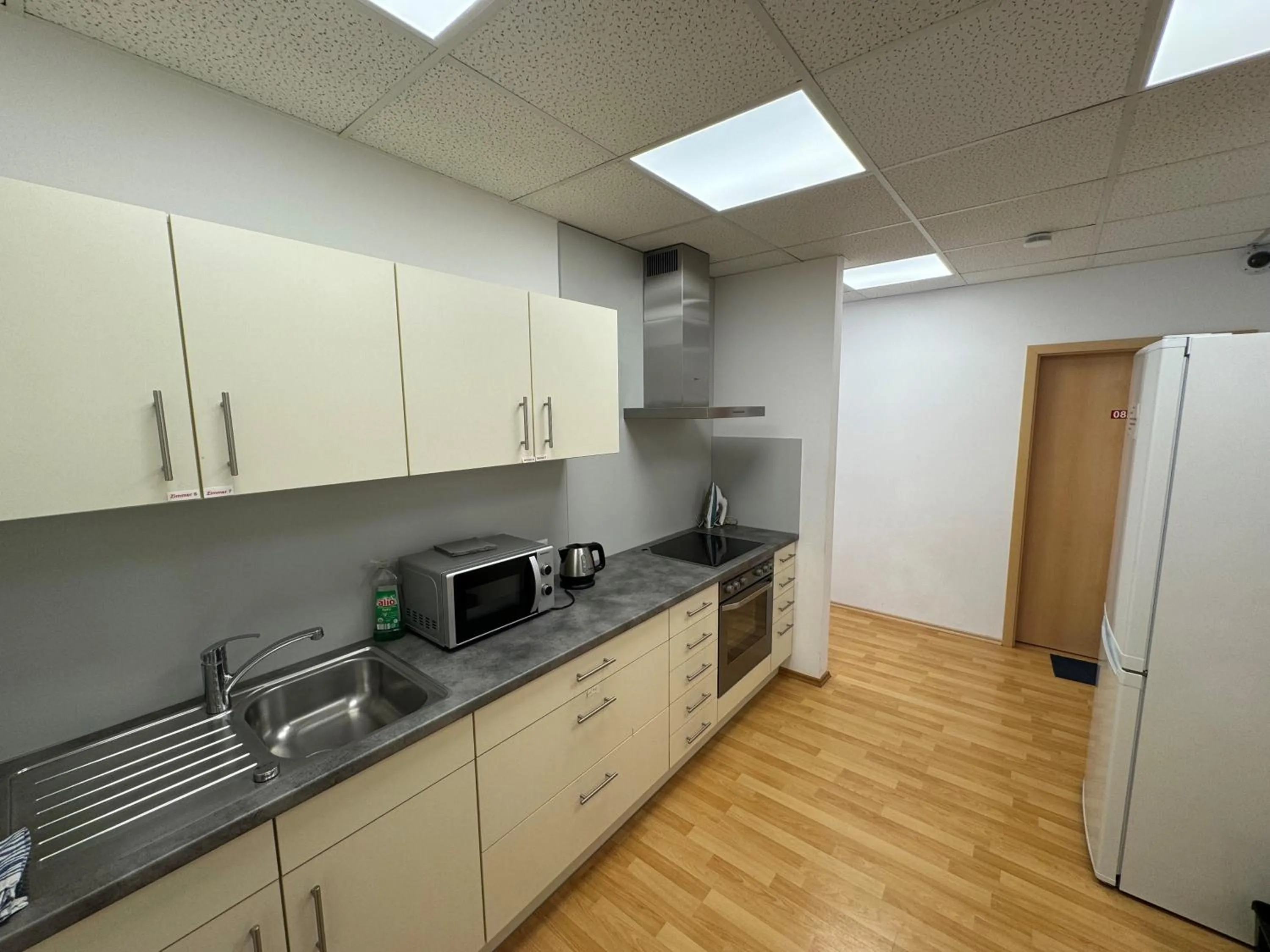 Communal kitchen in Pension Schweizer