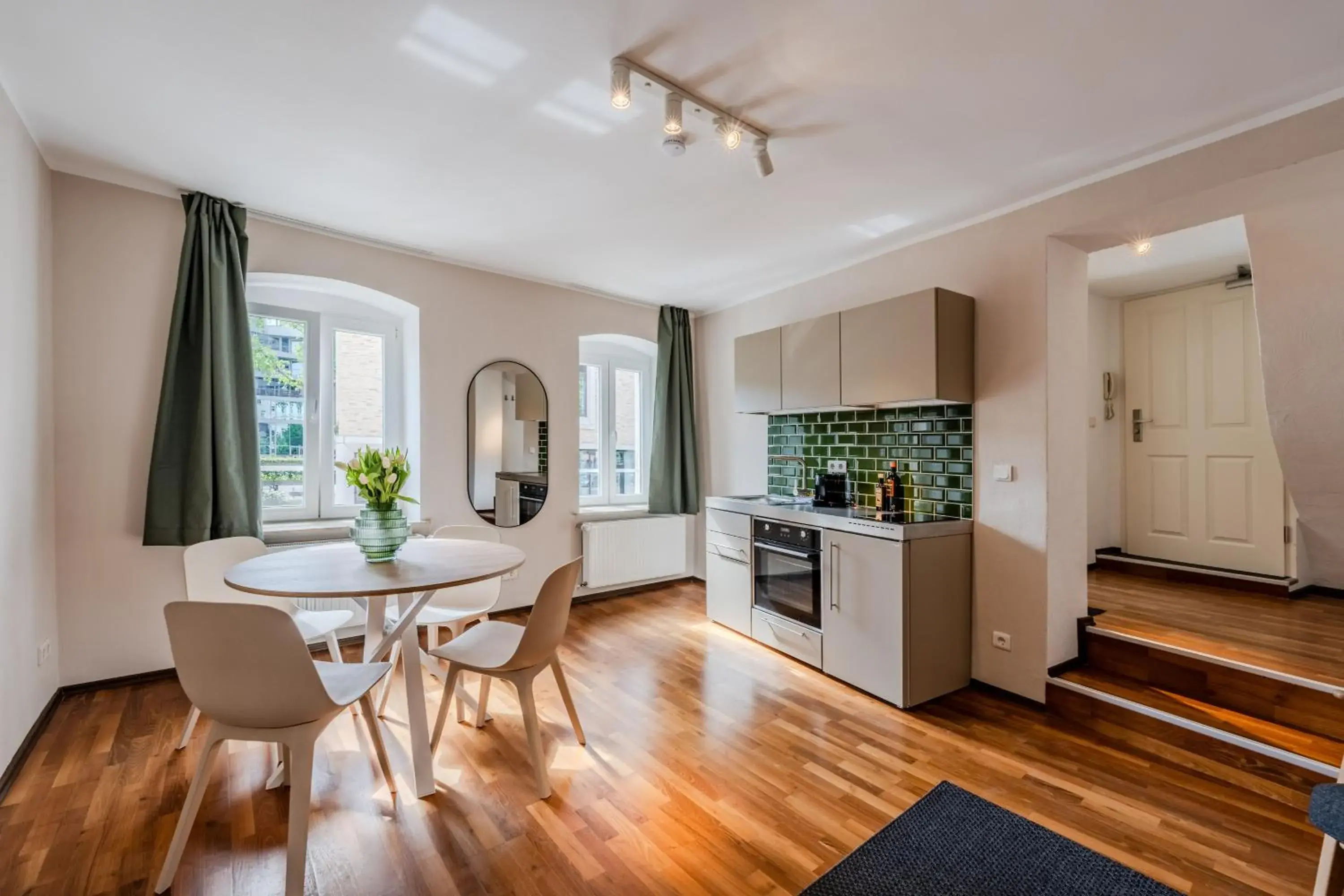 SUITE & APART SUITE & APART