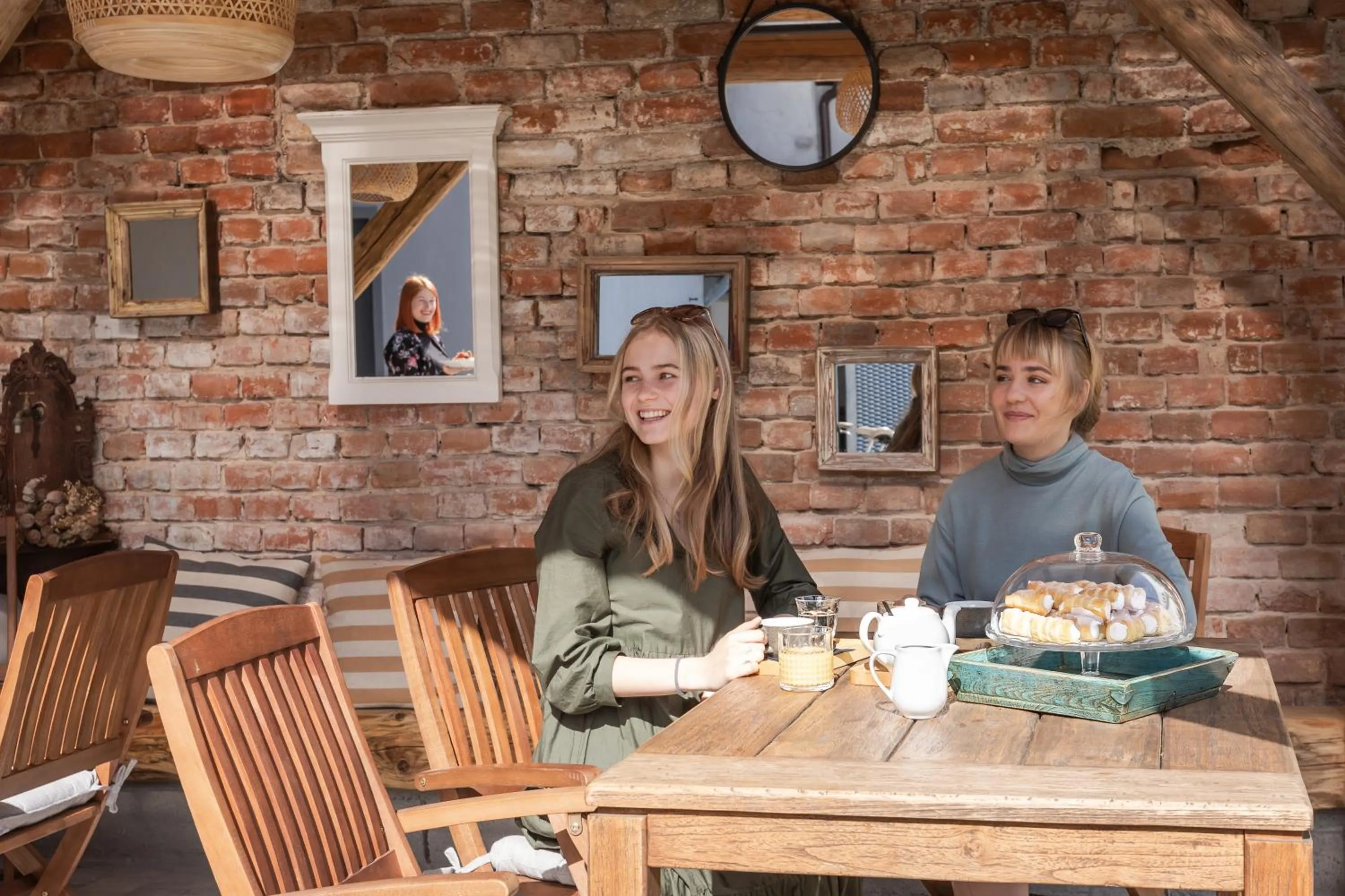 Restaurant/places to eat in Design Pension Twenty 20