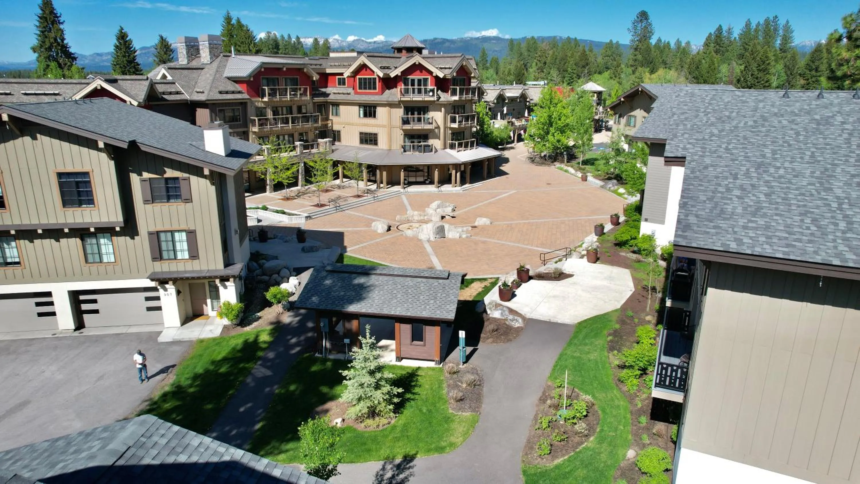 Silverpine Hideaway by Casago McCall - Donerightmanagement