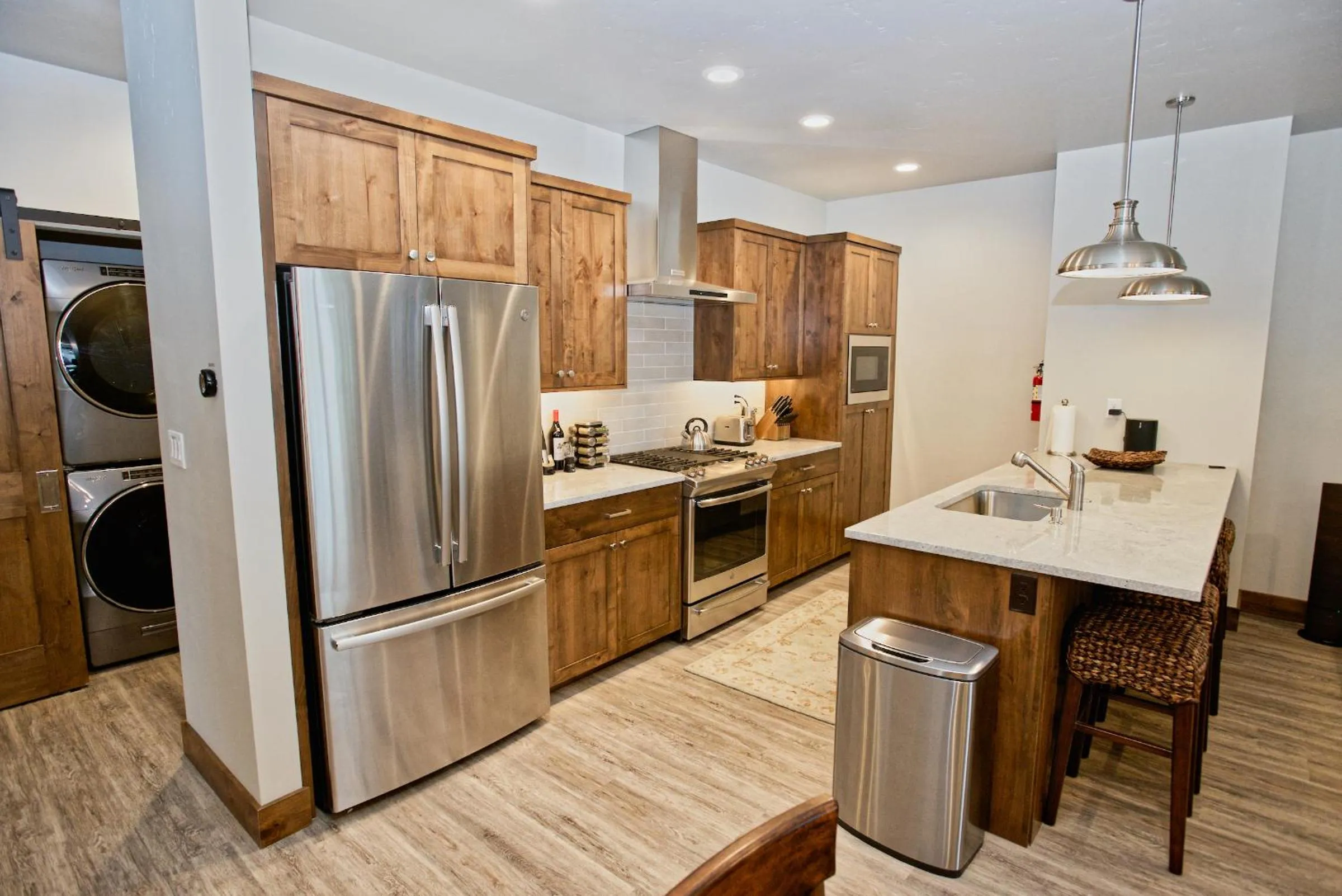 Silverpine Hideaway by Casago McCall - Donerightmanagement