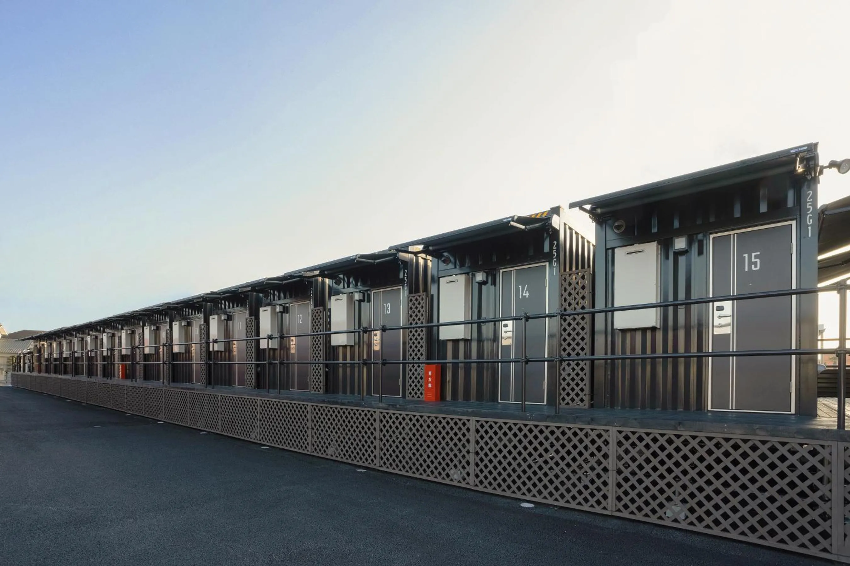 Property building in HOTEL R9 The Yard Ota