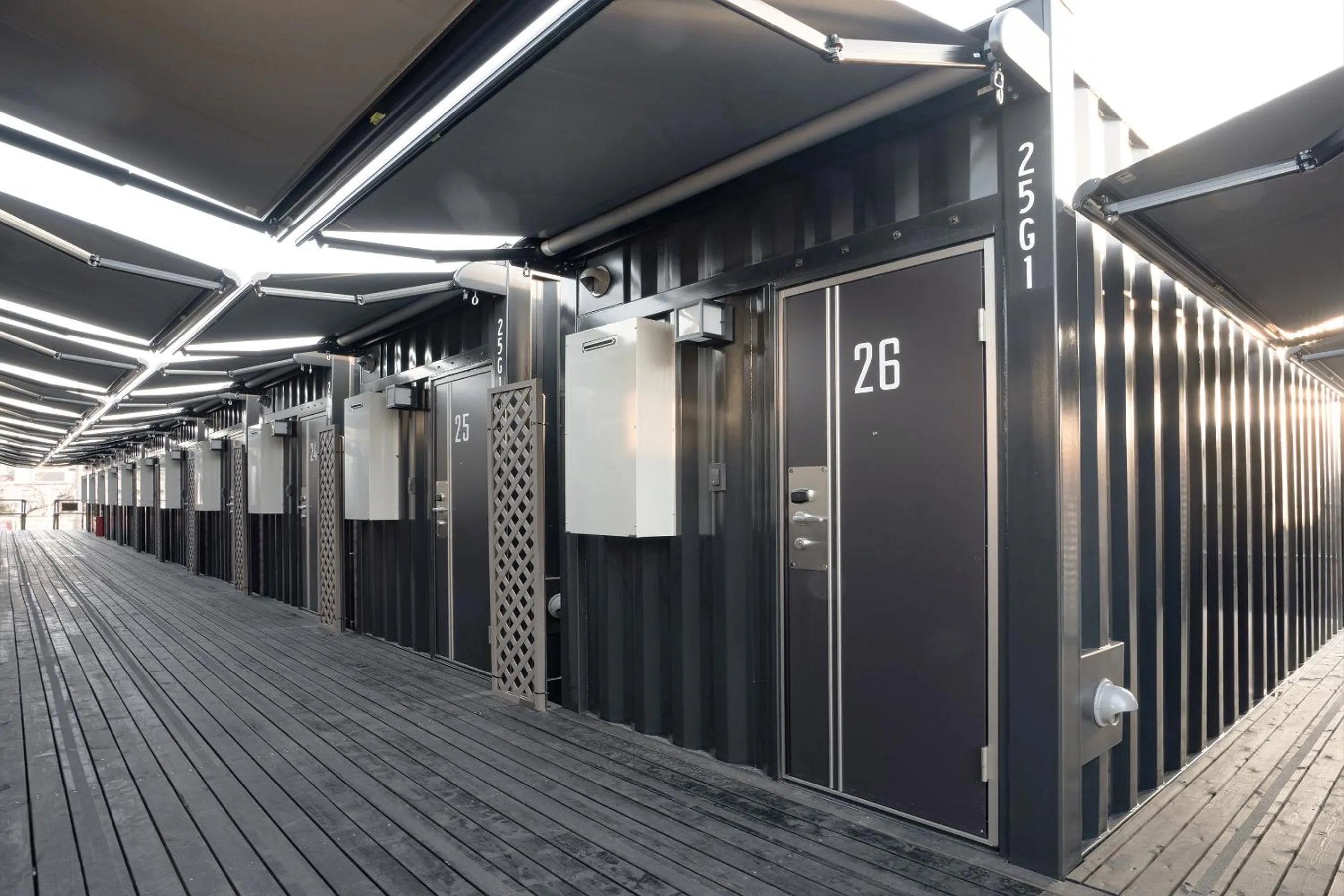 Property building in HOTEL R9 The Yard Ota