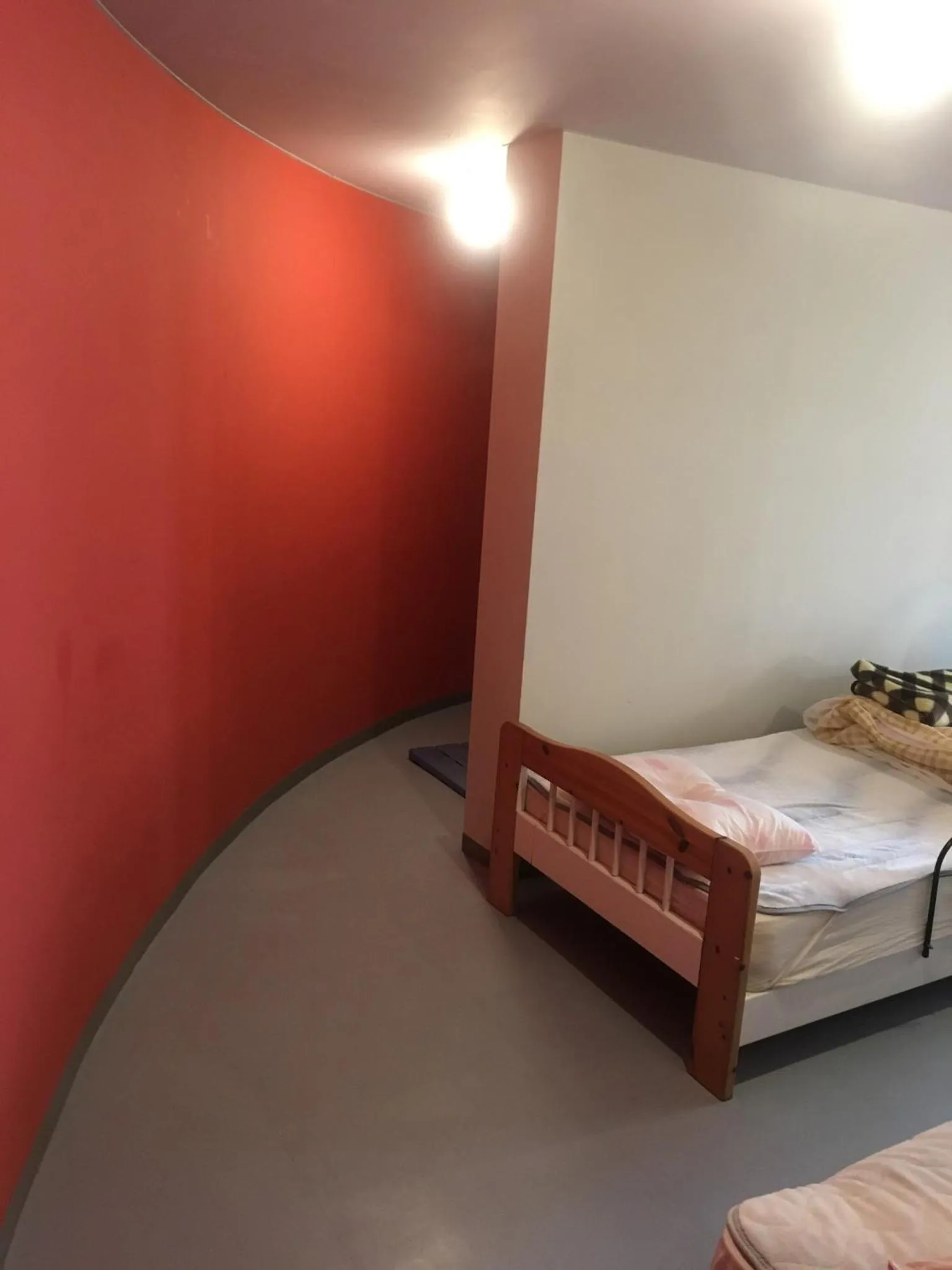 Bed in Narita Airport Samurai Hostel