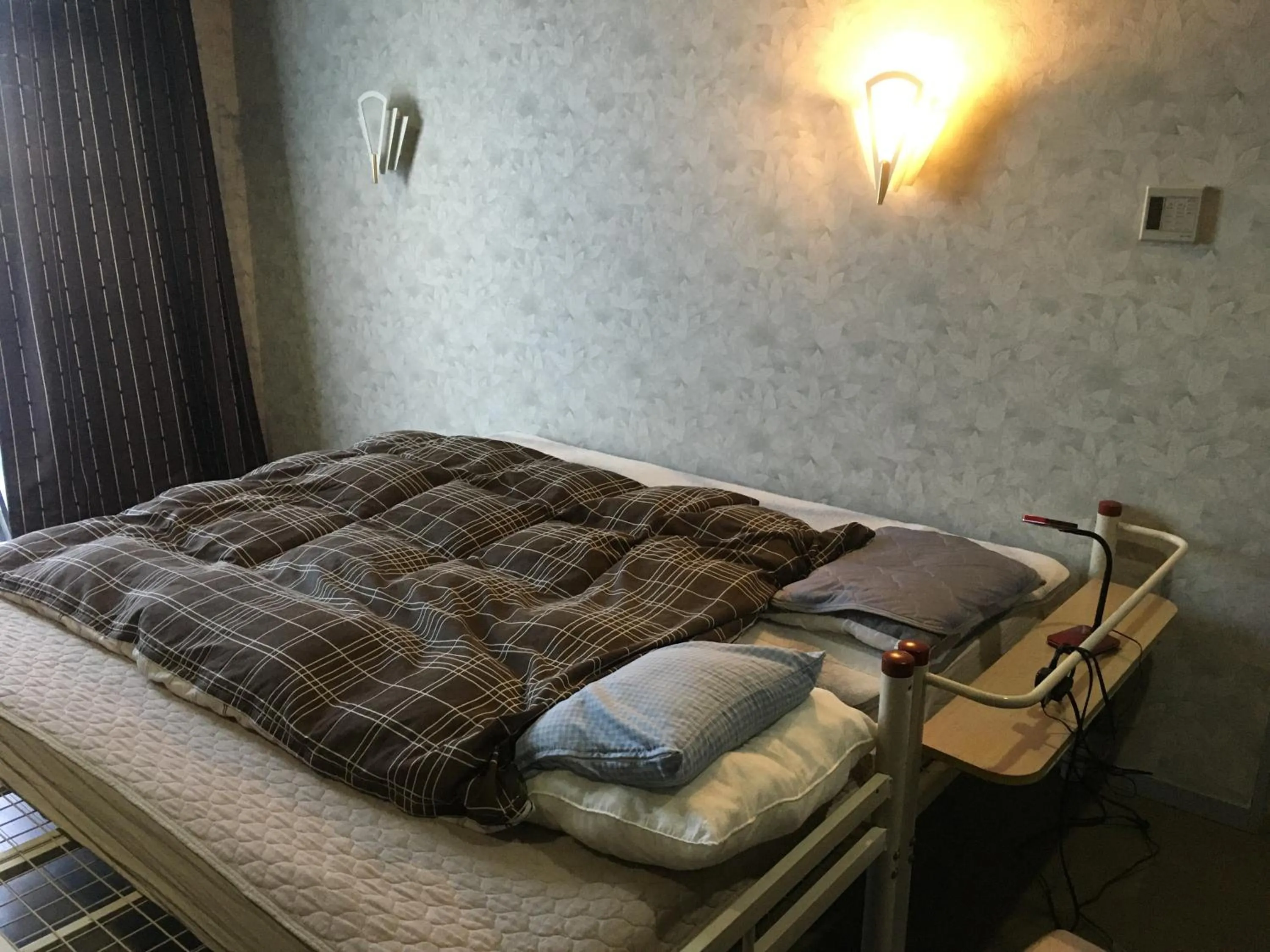 Bed in Narita Airport Samurai Hostel