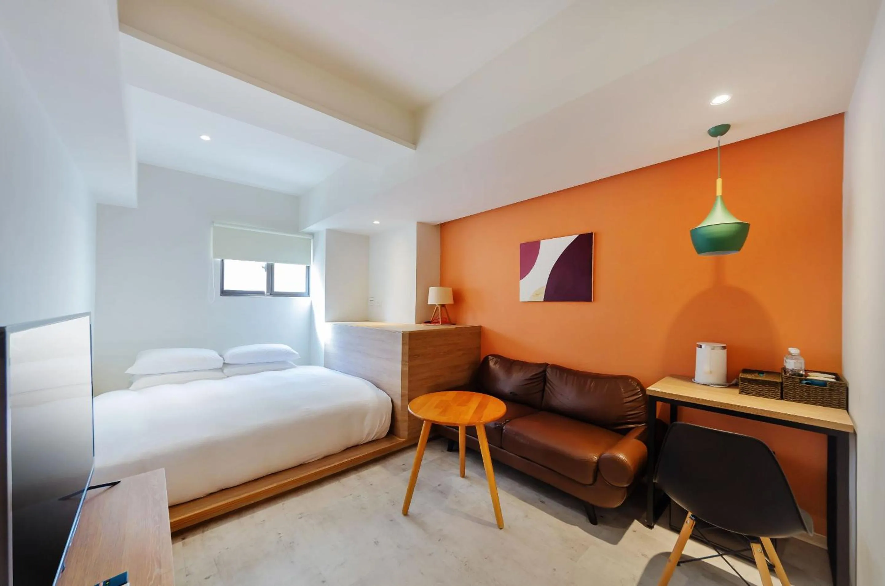 Photo of the whole room in Popinn