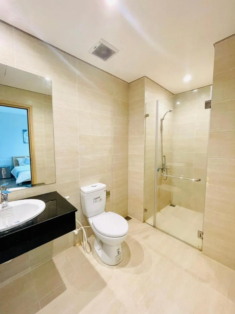 Toilet in The Costis Phu Quoc