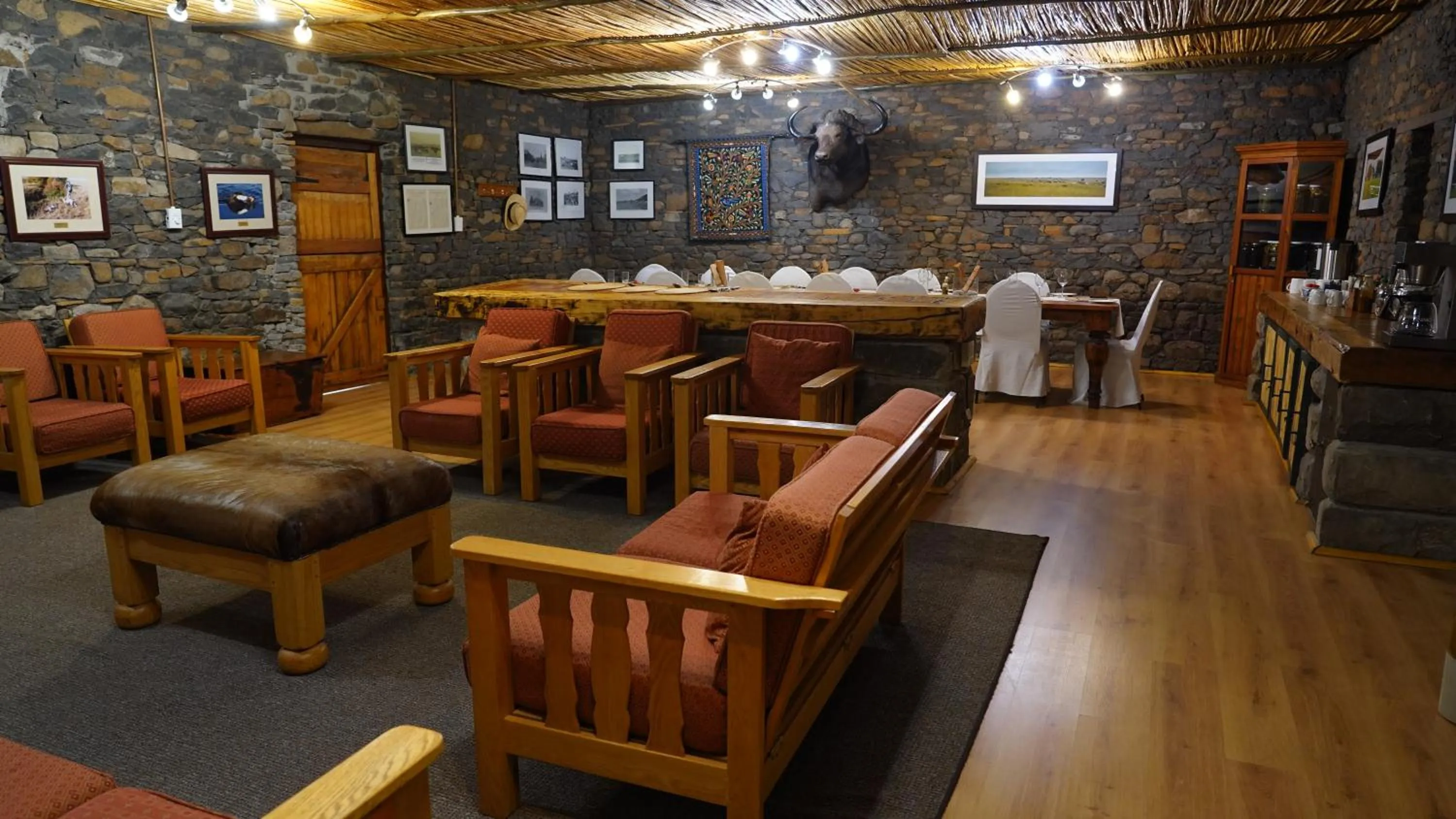 Seating area in Francolin Creek