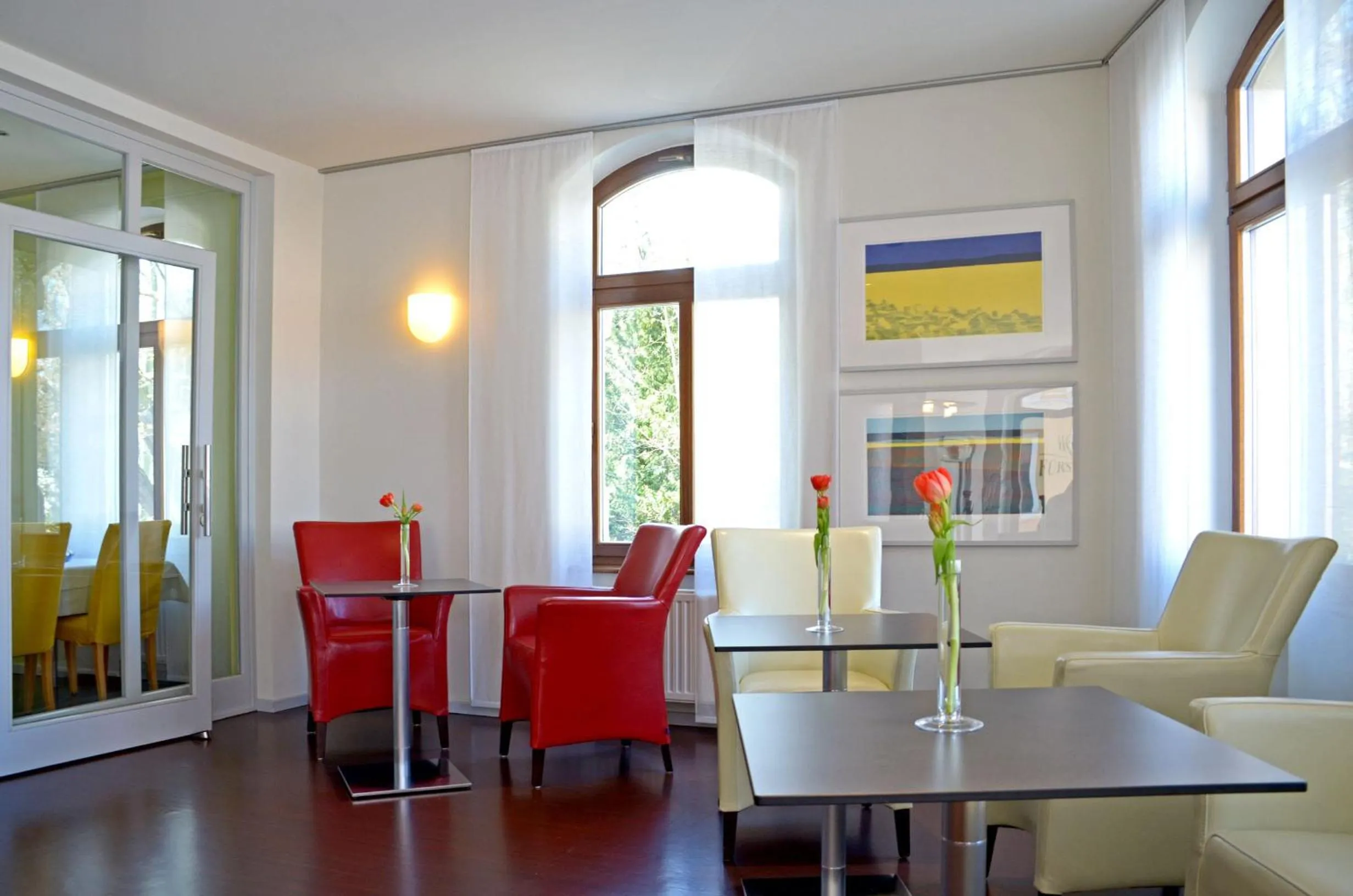 Lobby or reception in Hotel & Apartments Fürstenhof am Bauhaus