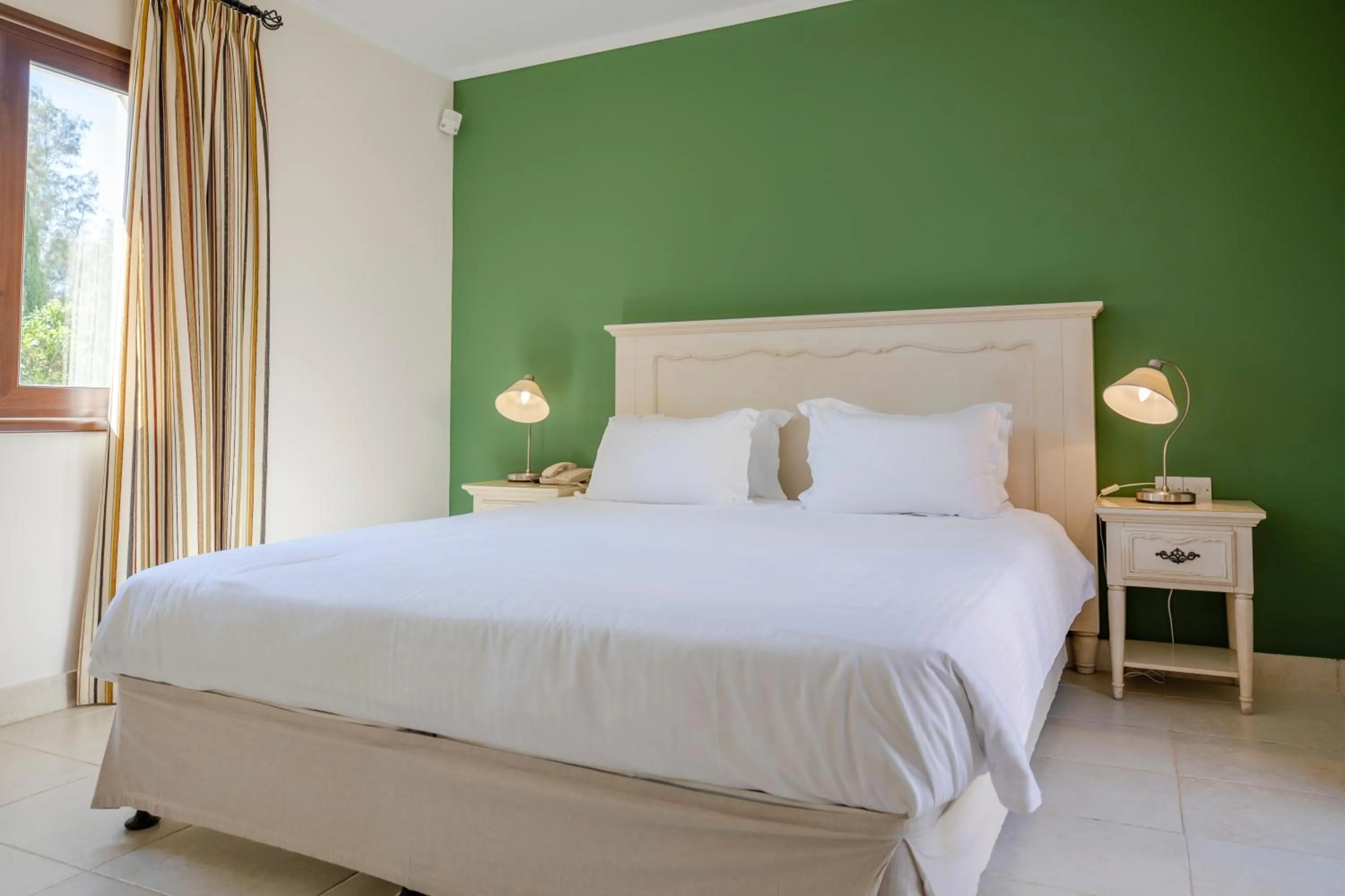 Bedroom, Bed in Aliathon Ionian