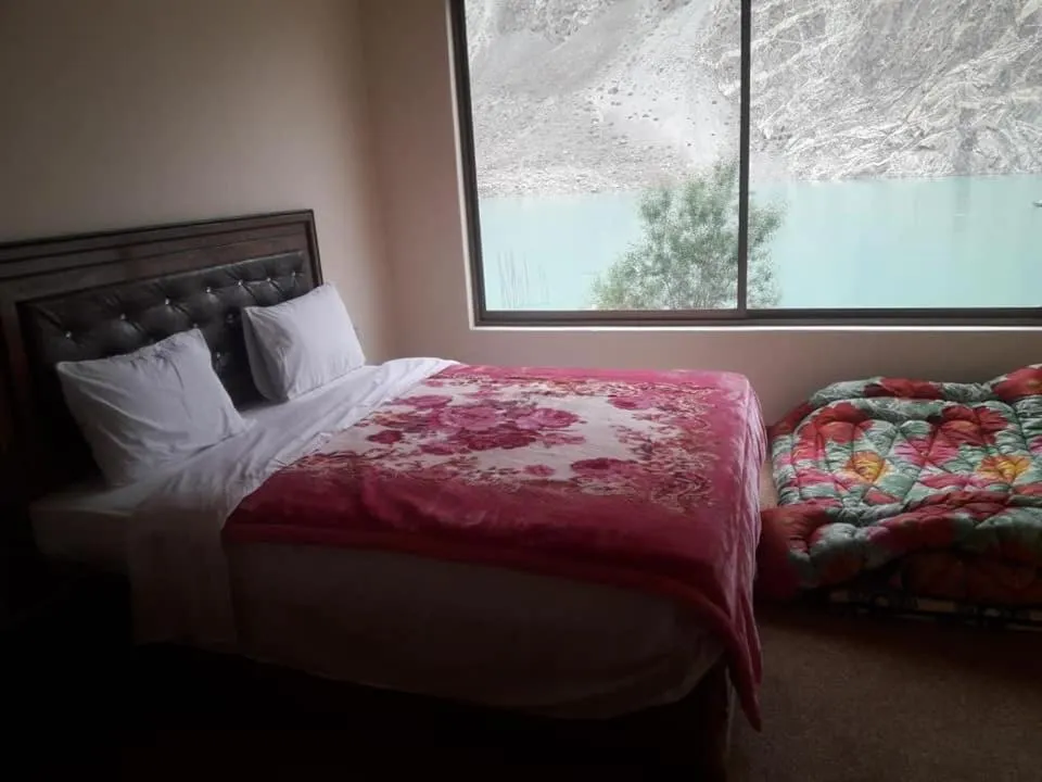 Eden Lake View Hotel