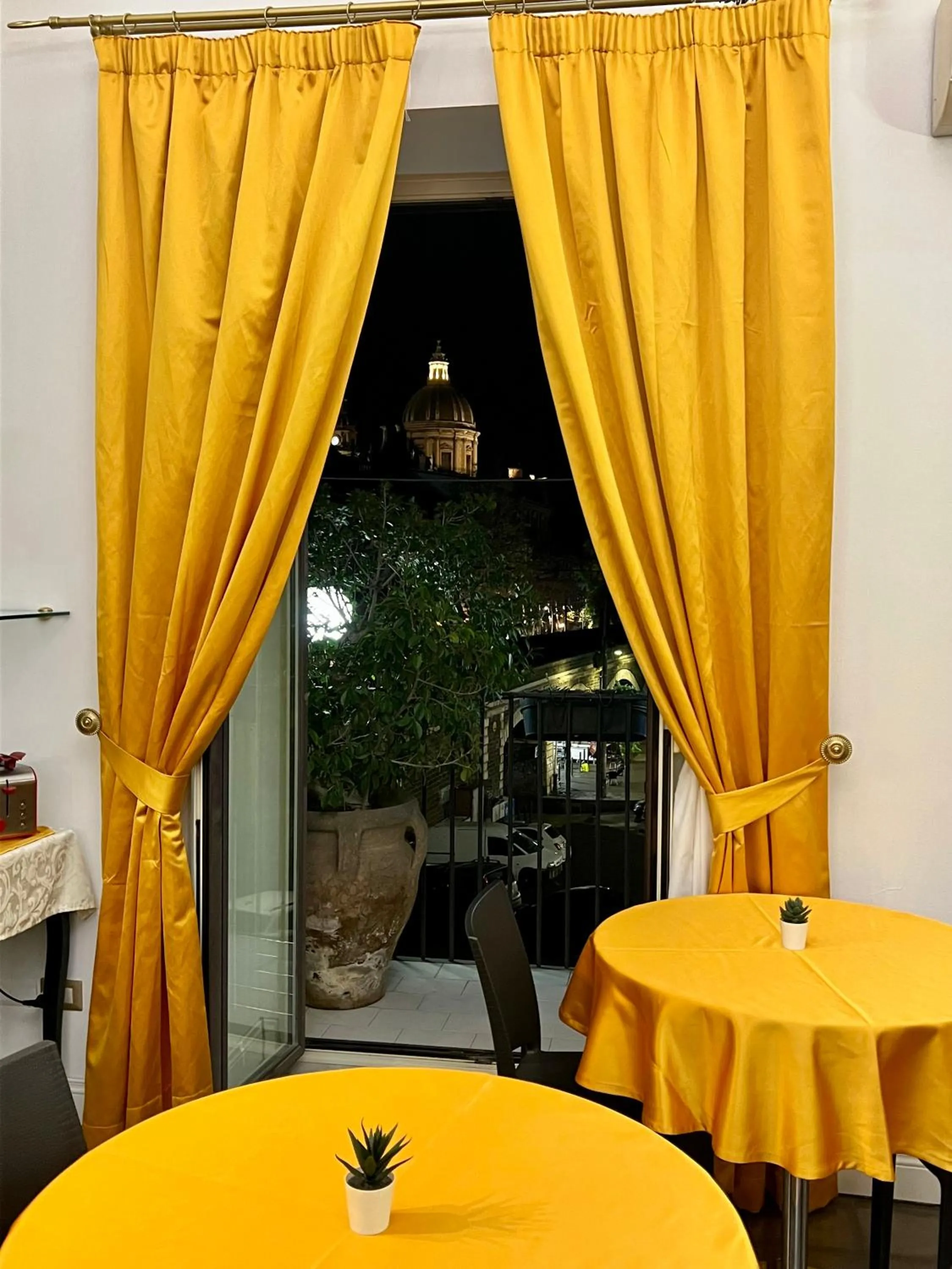 Lobby or reception in Duca di Uzeda Bed and Breakfast