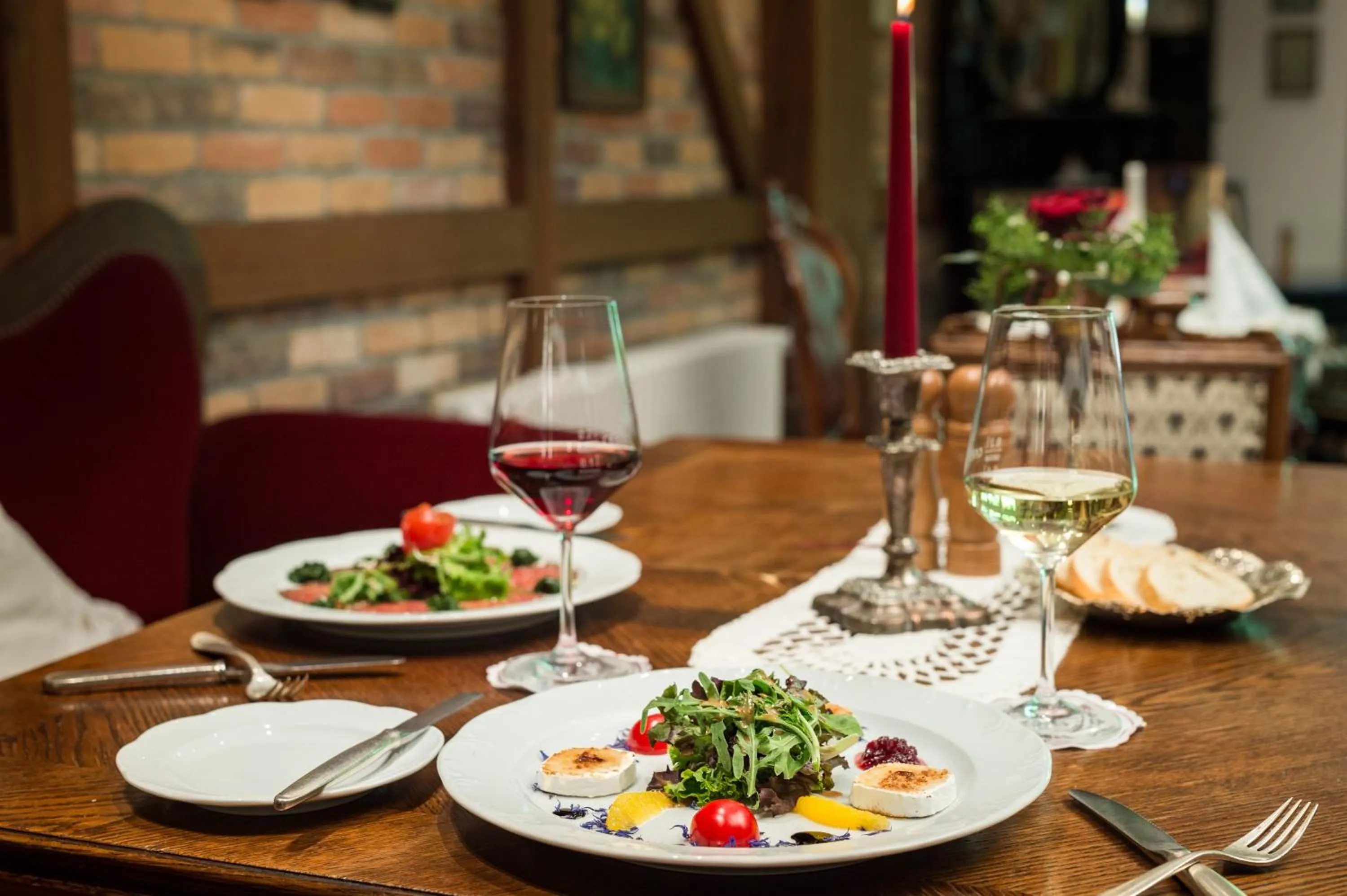 Restaurant/places to eat in Parkhotel Stadtallendorf