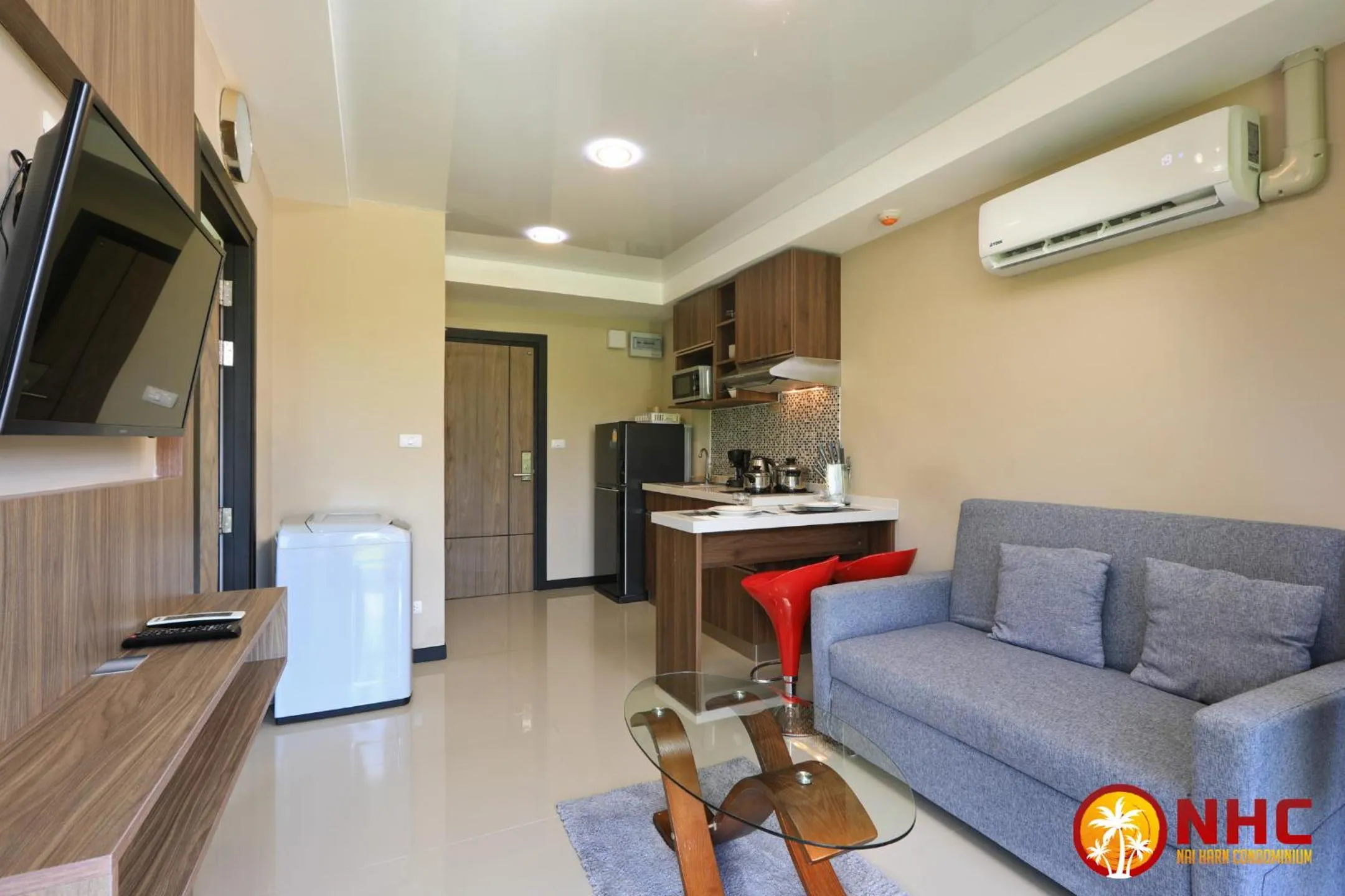 Kitchen or kitchenette in Nai Harn Condominium