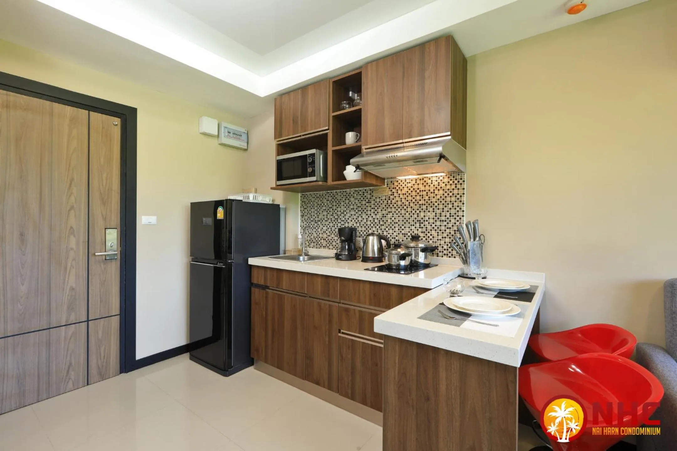 Kitchen or kitchenette in Nai Harn Condominium