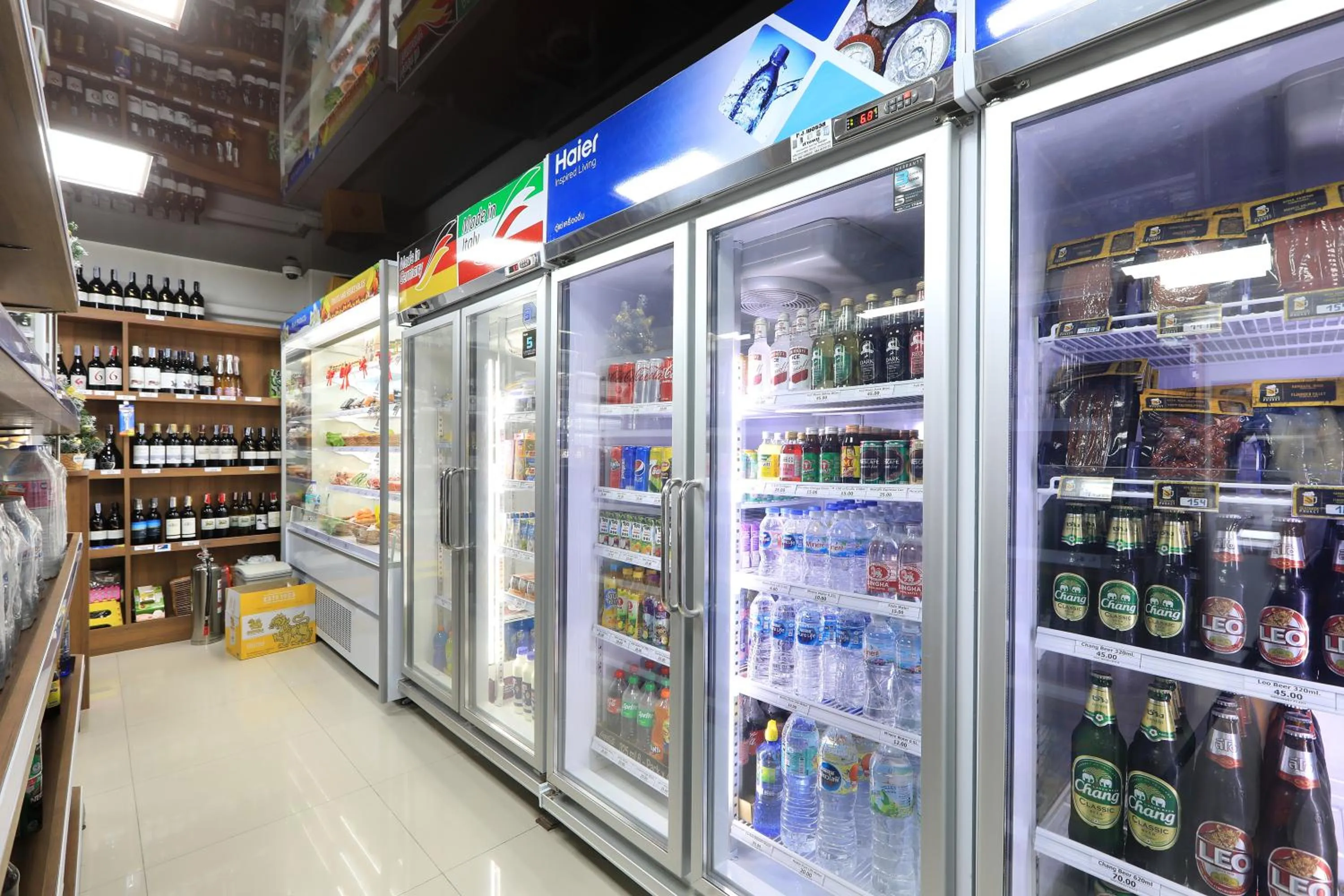 On-site shops in Nai Harn Condominium