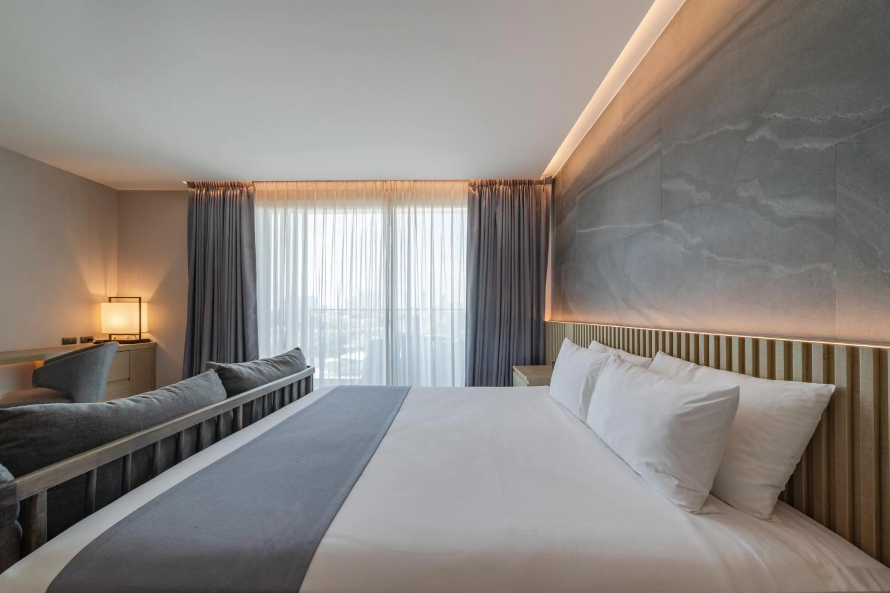 Bed in Mandarin Eastville, Pattaya - SHA Extra Plus