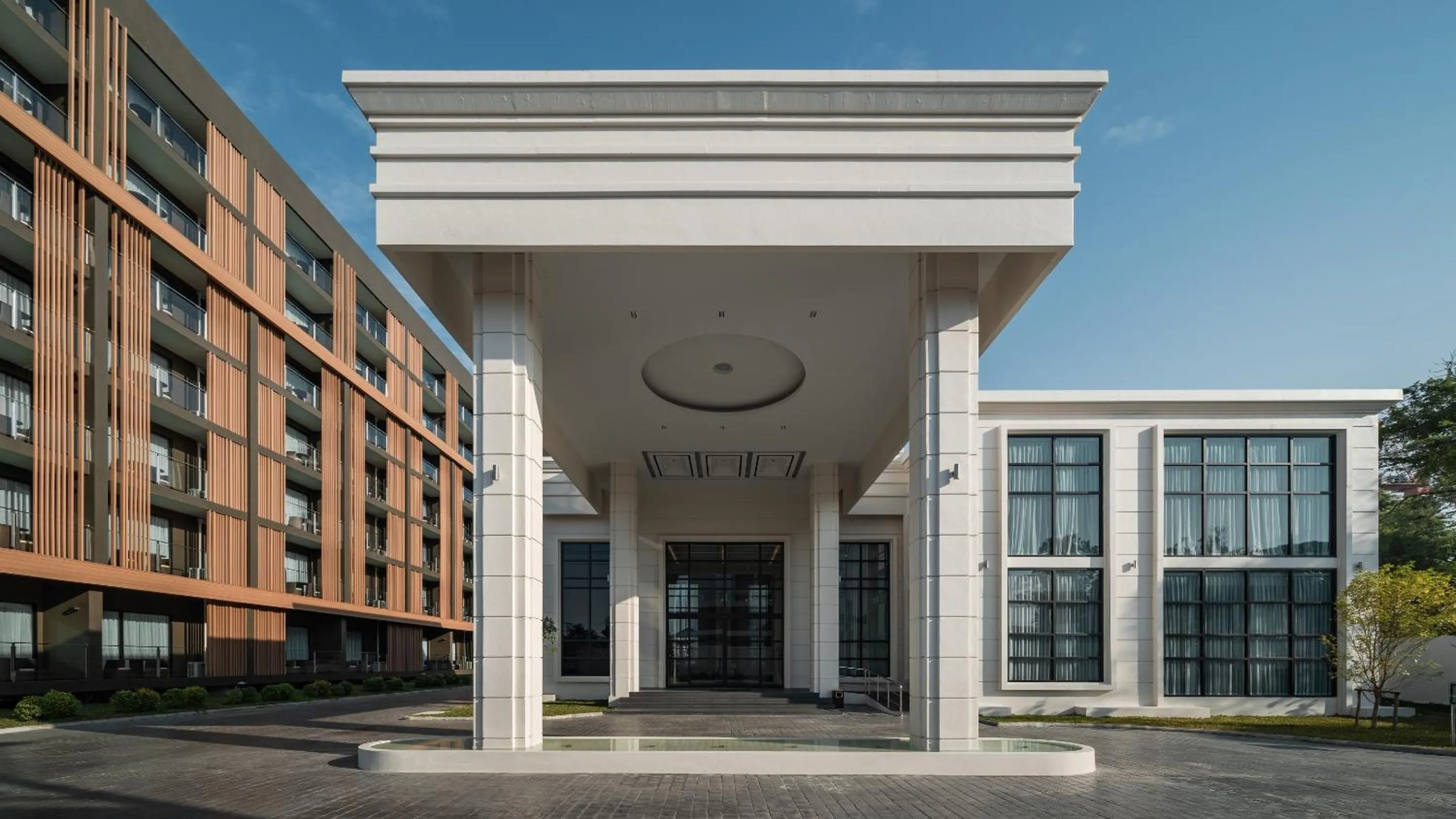 Property building in Mandarin Eastville, Pattaya - SHA Extra Plus