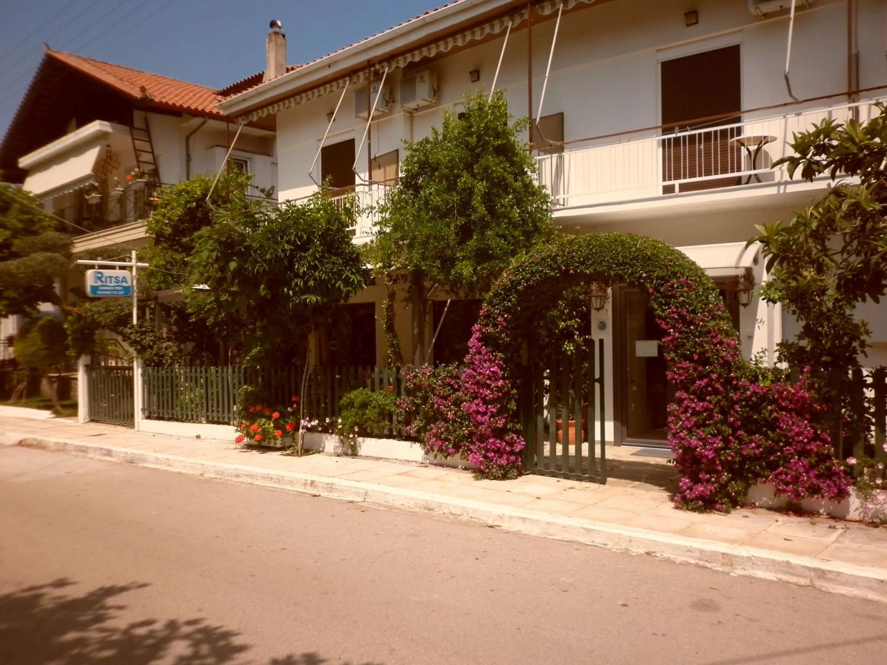 Facade/entrance in Hotel Ritsa