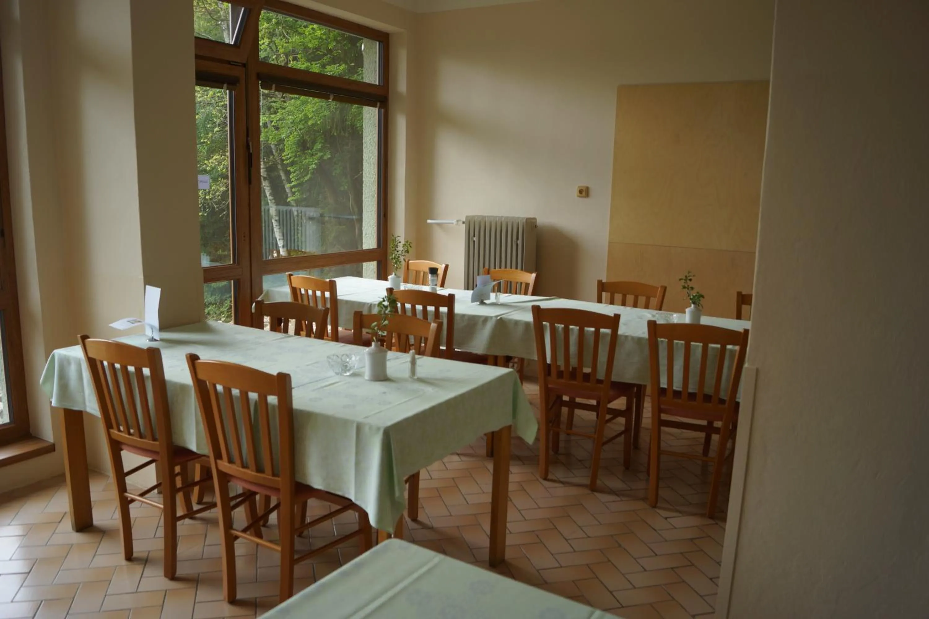 Restaurant/places to eat in Hotel Chytrov