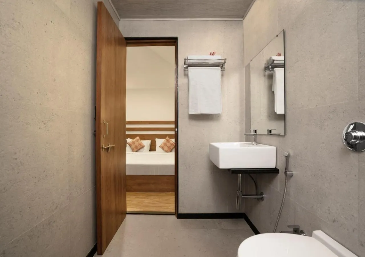 Bathroom in Whistling Woodzs Resort