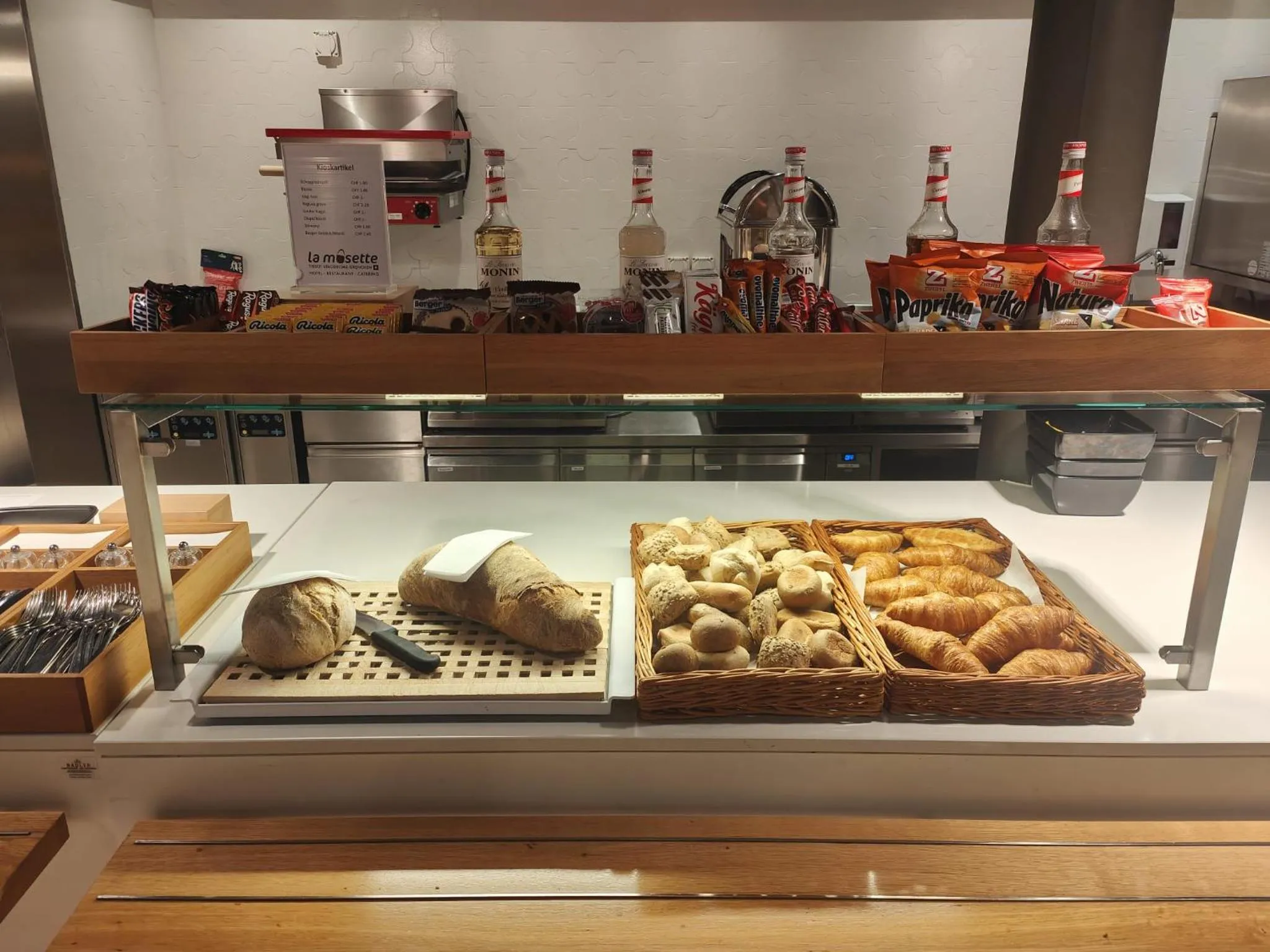 Breakfast in Omnium Sport Hotel