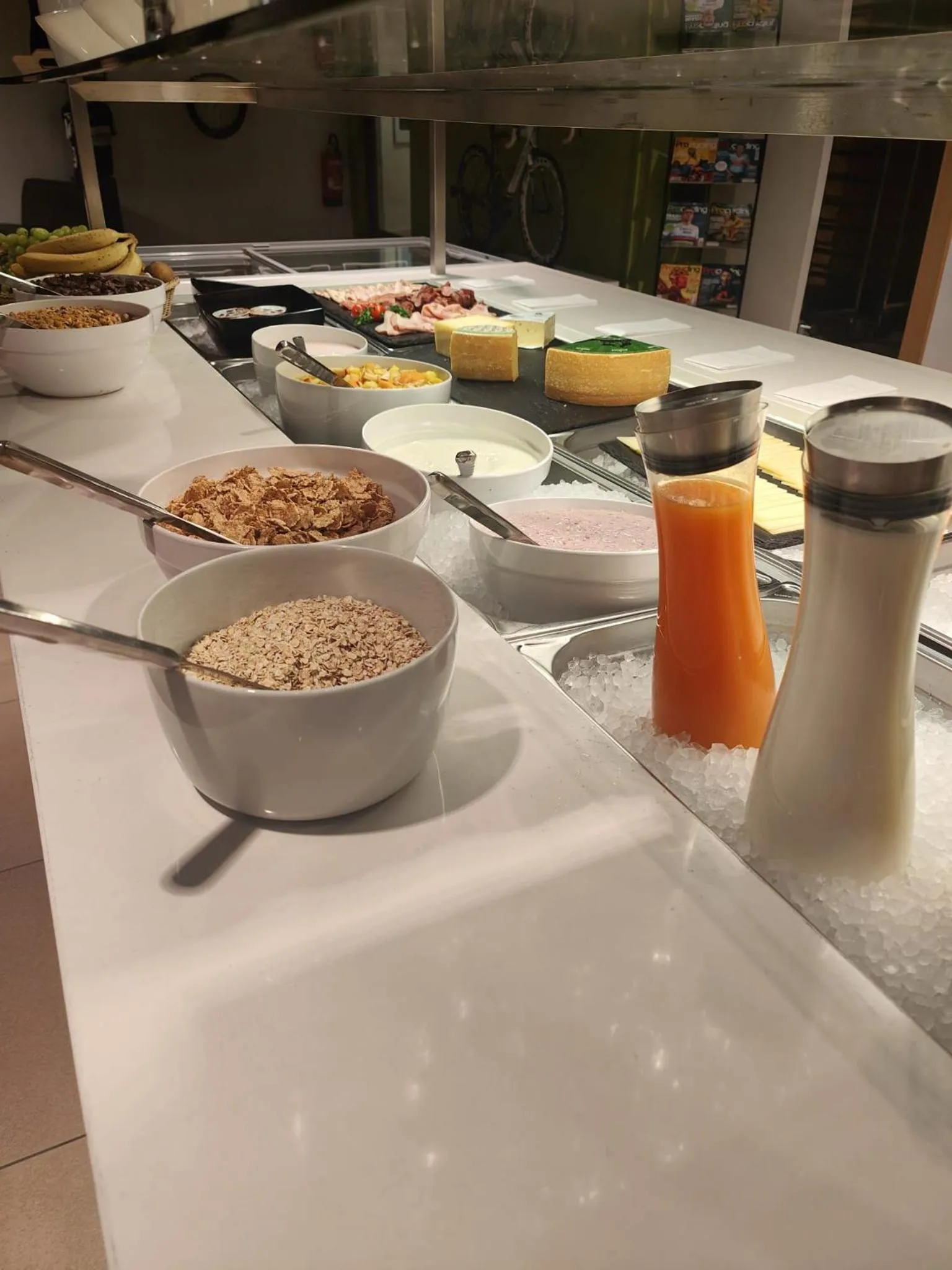 Breakfast in Omnium Sport Hotel